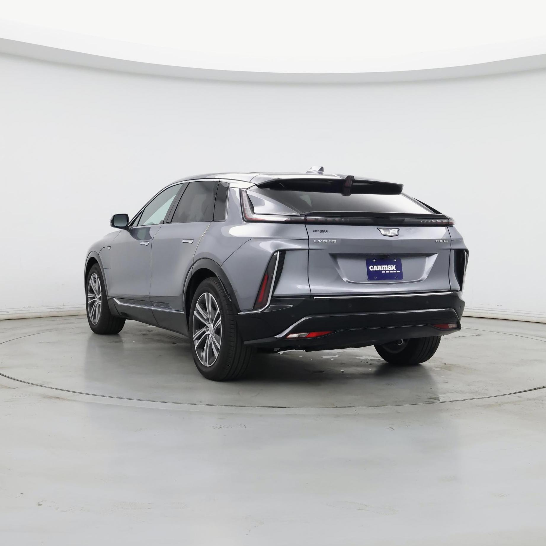 Thumbnail: 2023 Cadillac Lyriq - 2