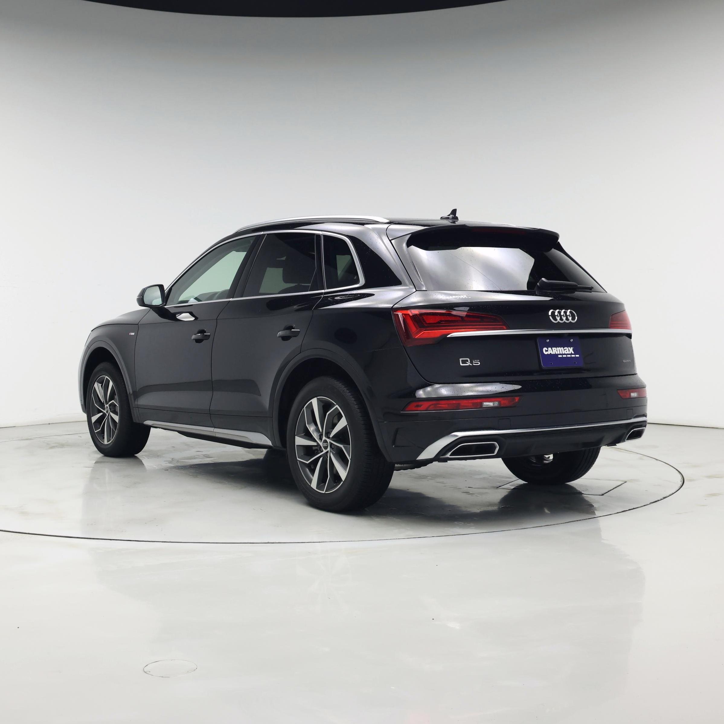 Thumbnail: 2023 Audi Q5 - 2