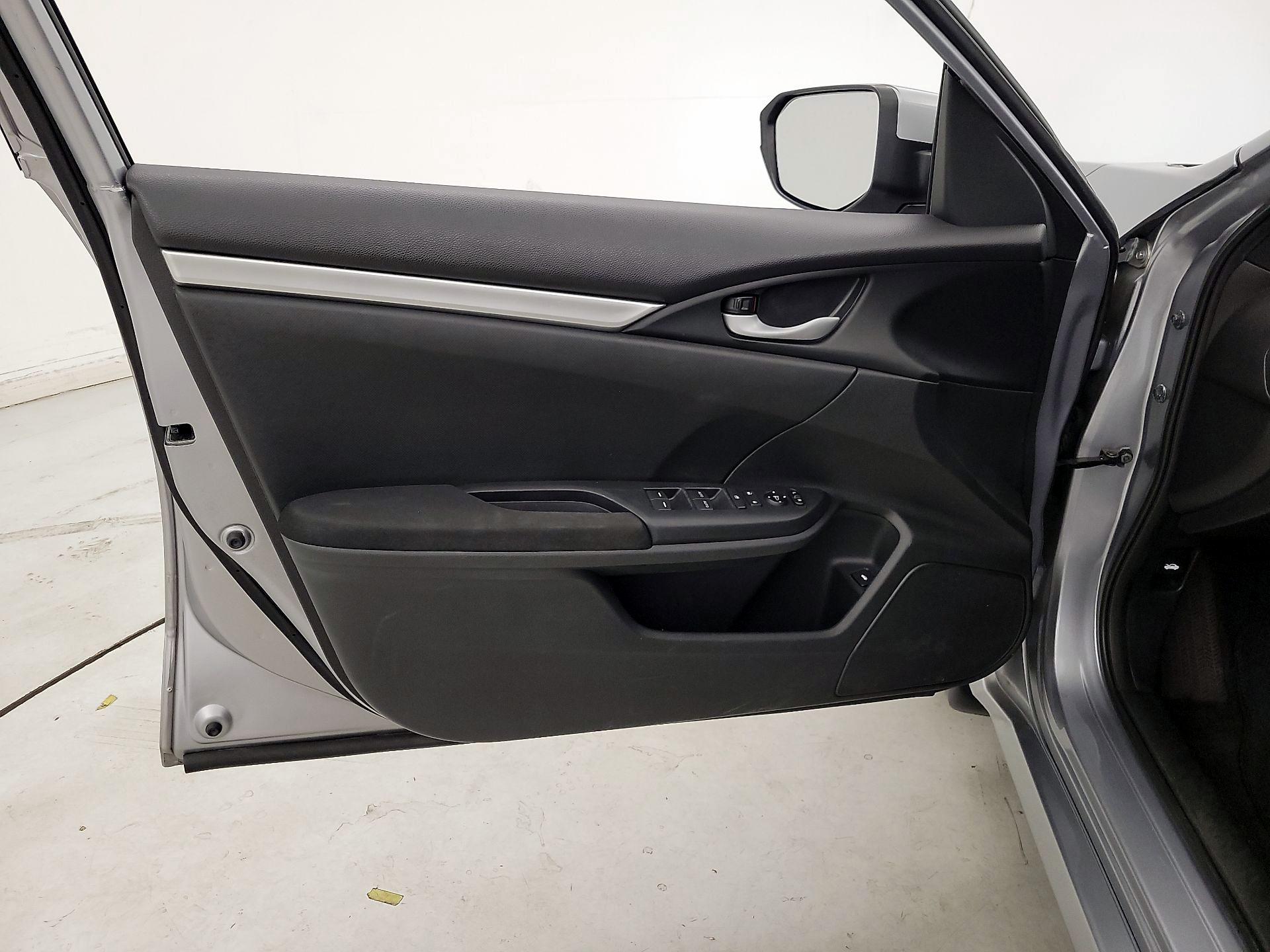 Thumbnail: 2019 Honda Civic - 12