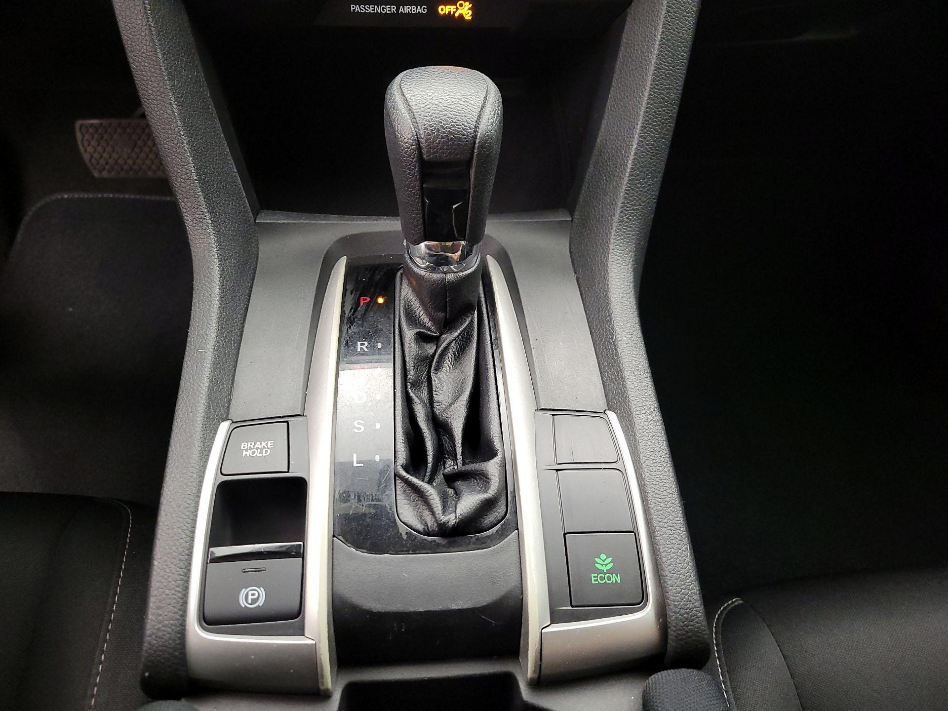Thumbnail: 2019 Honda Civic - 17