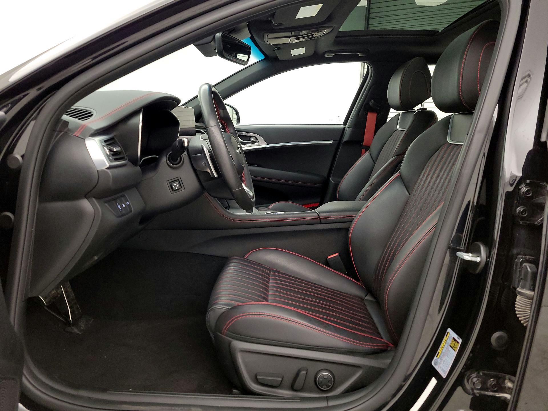 Thumbnail: 2023 Genesis G70 - 11