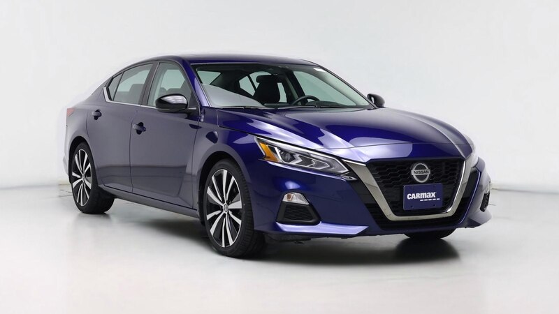 2020 Nissan Altima SR Hero Image