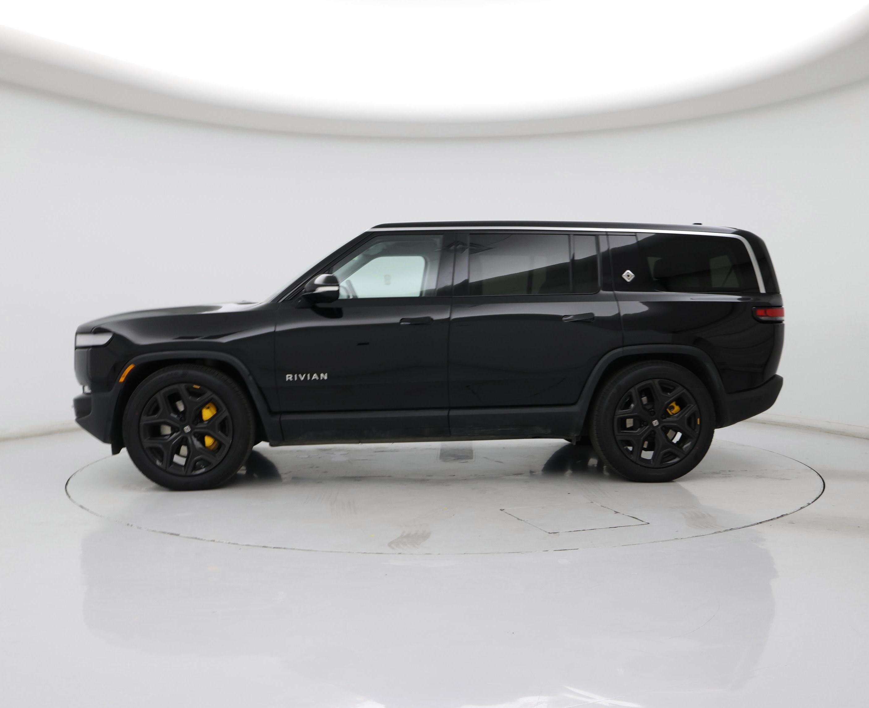 Thumbnail: 2023 Rivian R1S - 3