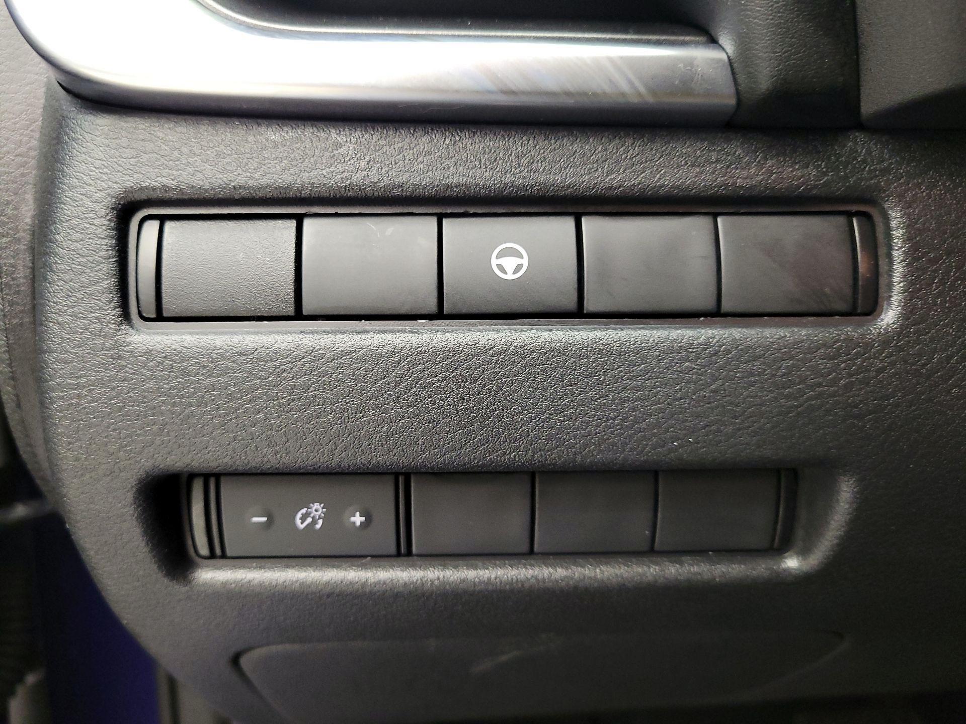 Thumbnail: 2021 Nissan Rogue - 13