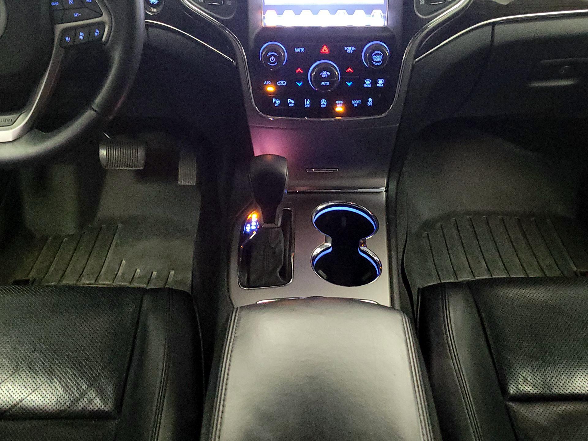 Thumbnail: 2018 Jeep Grand Cherokee - 18