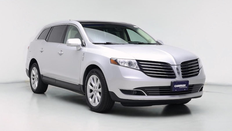 2017 Lincoln MKT  Hero Image