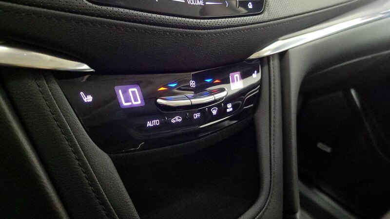 2019 Cadillac XT5 Luxury 17