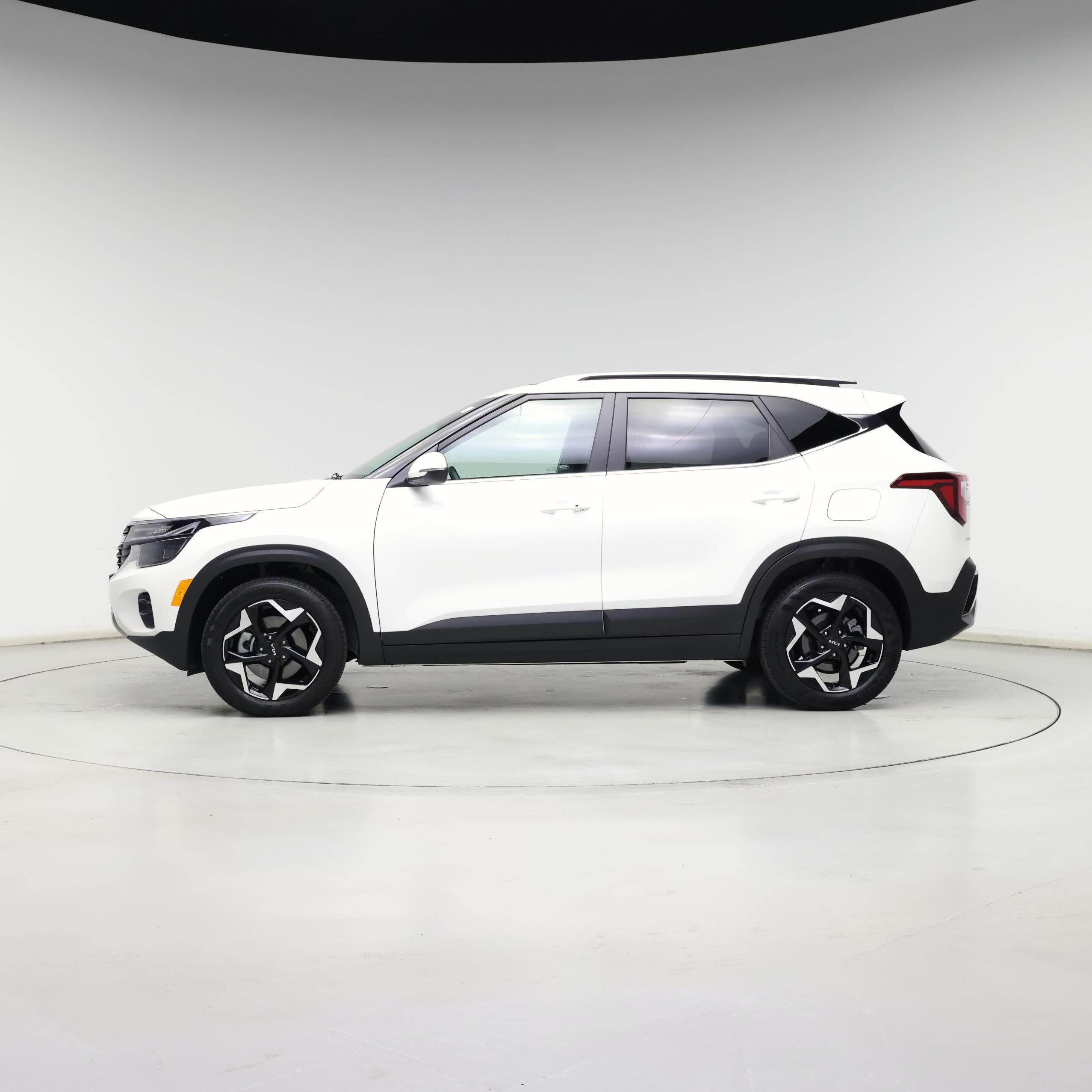 Thumbnail: 2024 Kia Seltos - 3