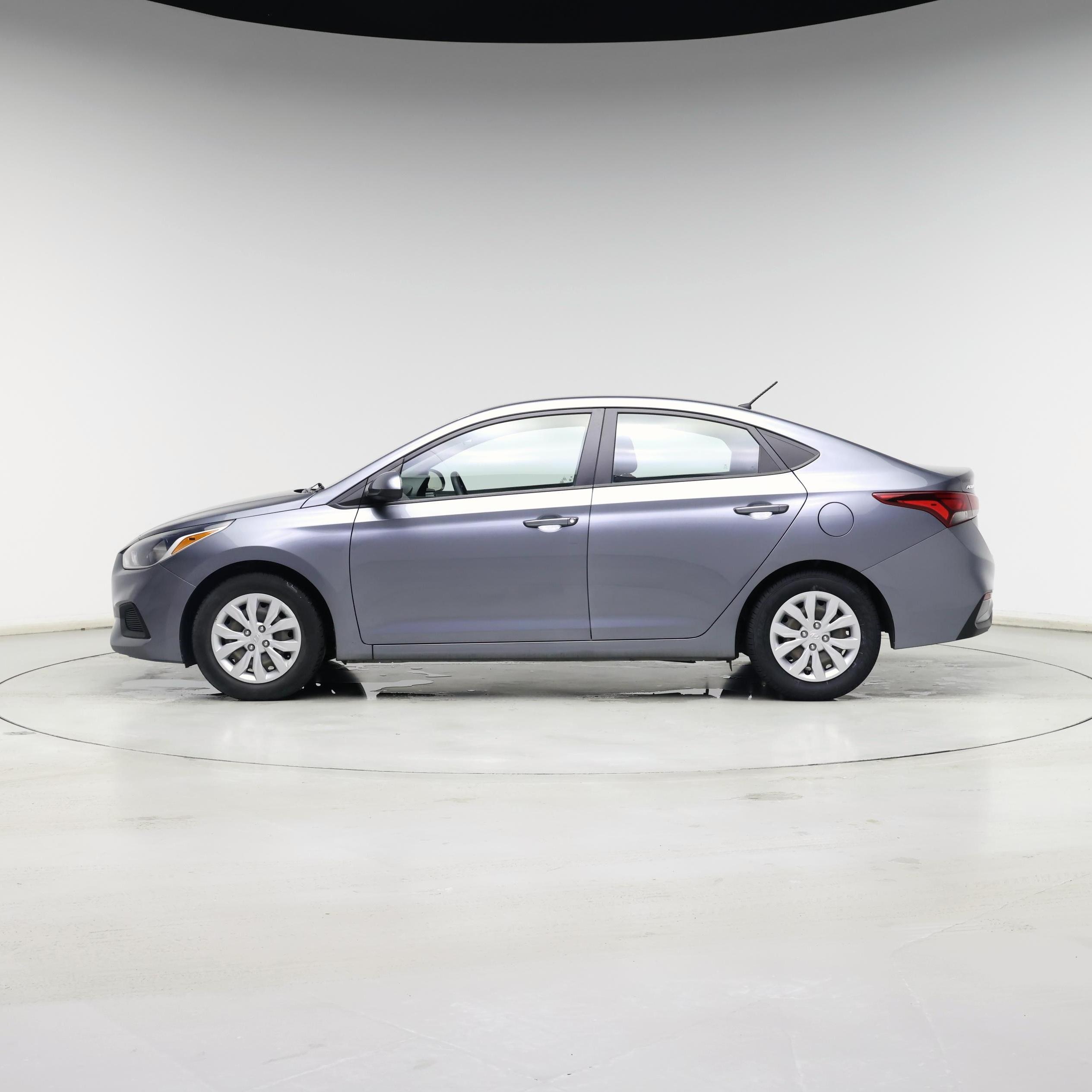 Thumbnail: 2019 Hyundai Accent - 3