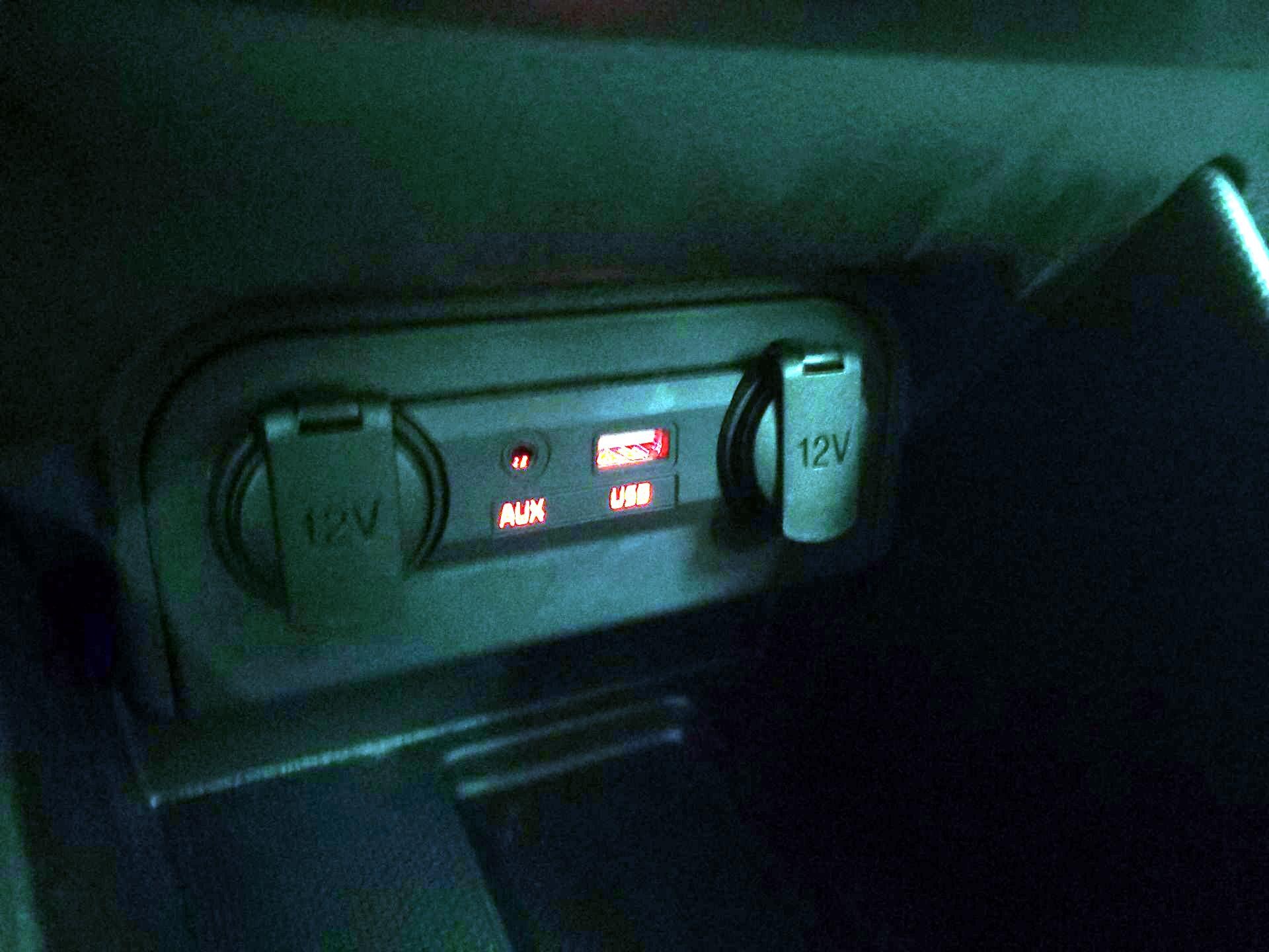 Thumbnail: 2016 Kia Rio - 17