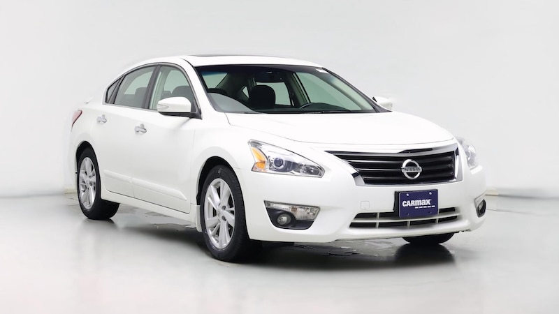 2013 Nissan Altima SV Hero Image