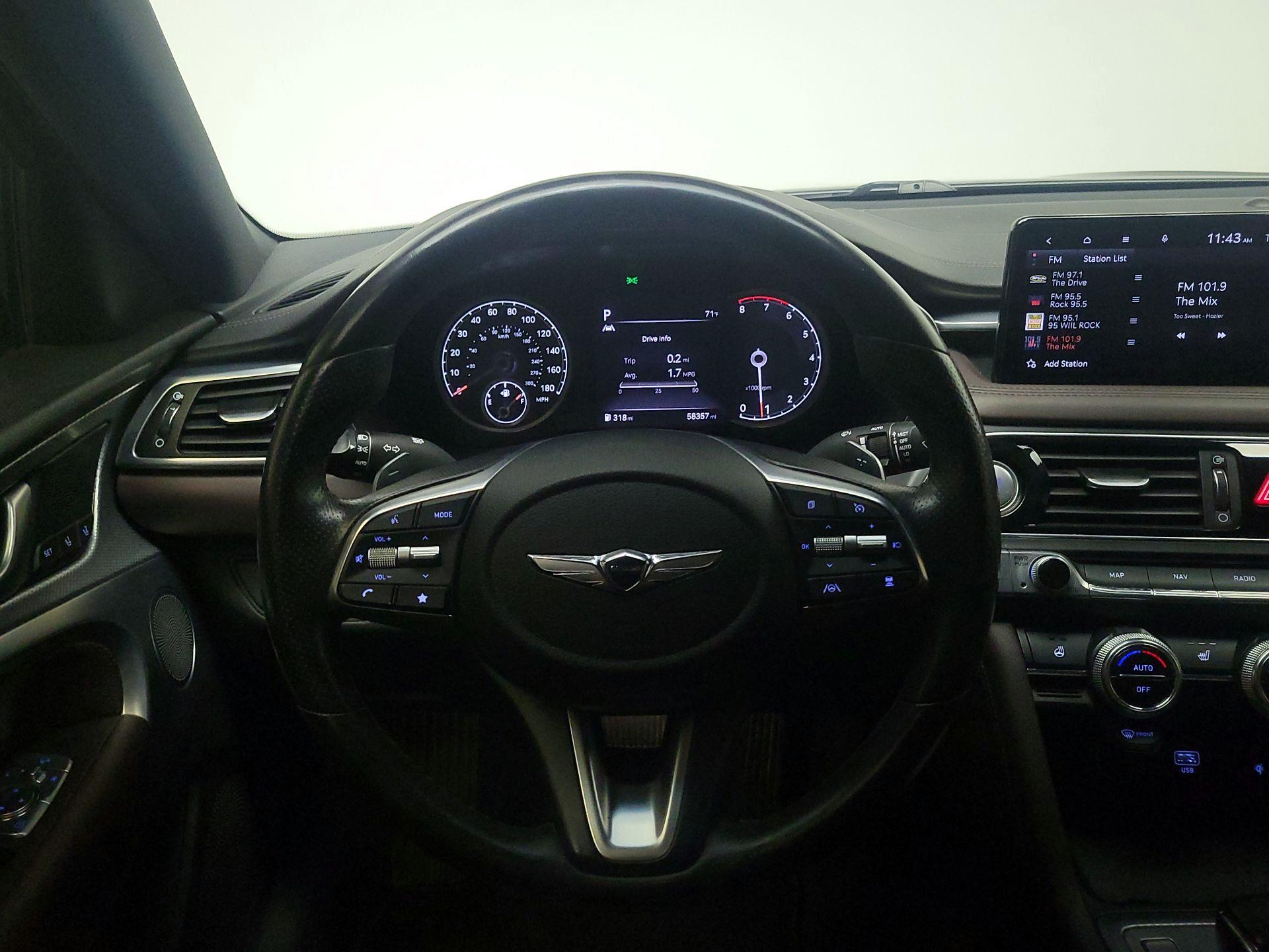 Thumbnail: 2022 Genesis G70 - 10