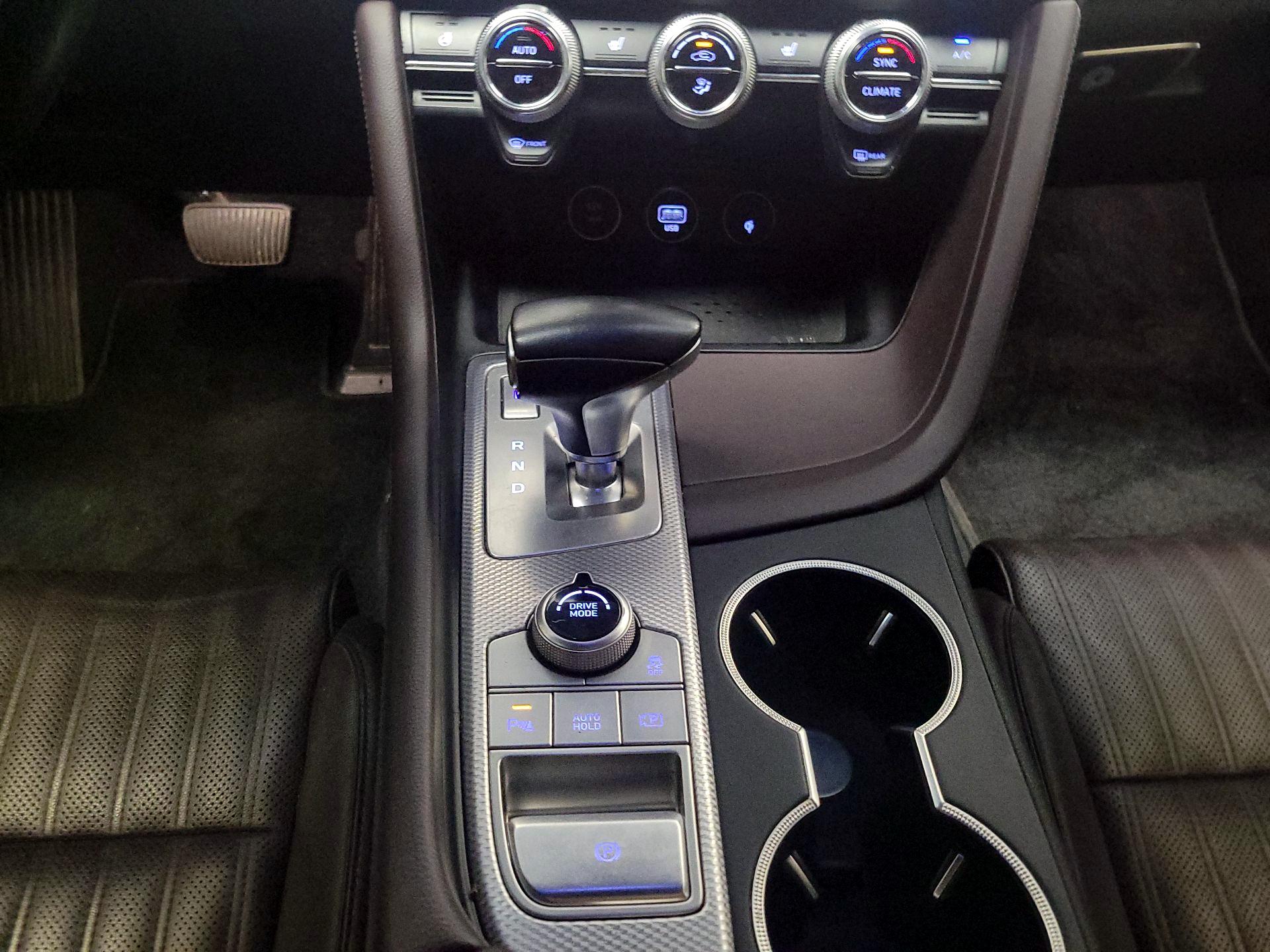 Thumbnail: 2022 Genesis G70 - 18