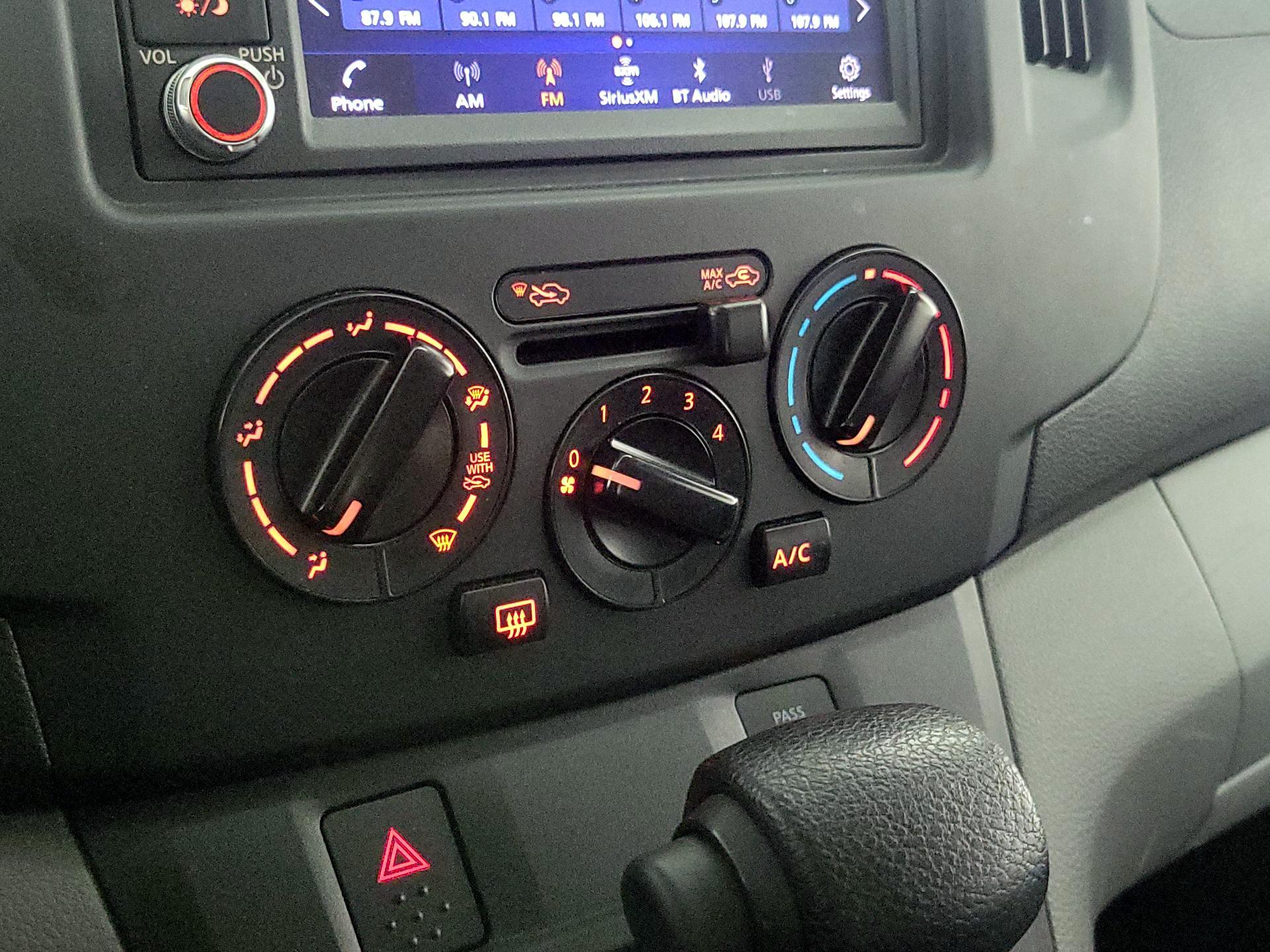 Thumbnail: 2021 Nissan NV200 - 16