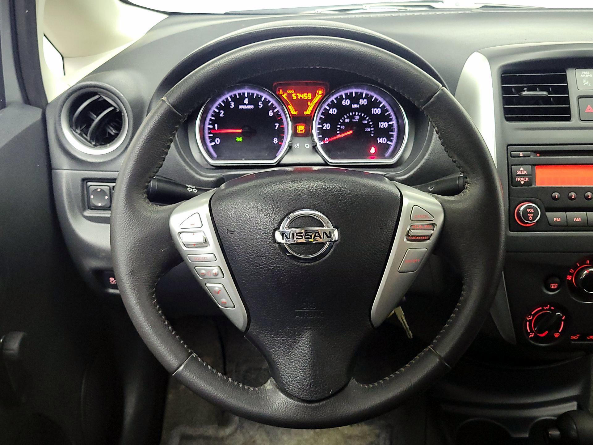 Thumbnail: 2015 Nissan Versa Note - 10