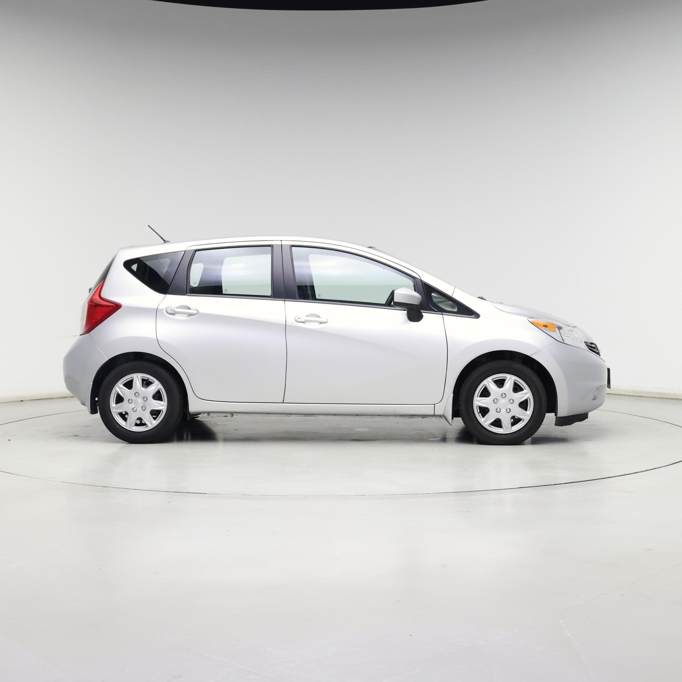 Thumbnail: 2015 Nissan Versa Note - 7