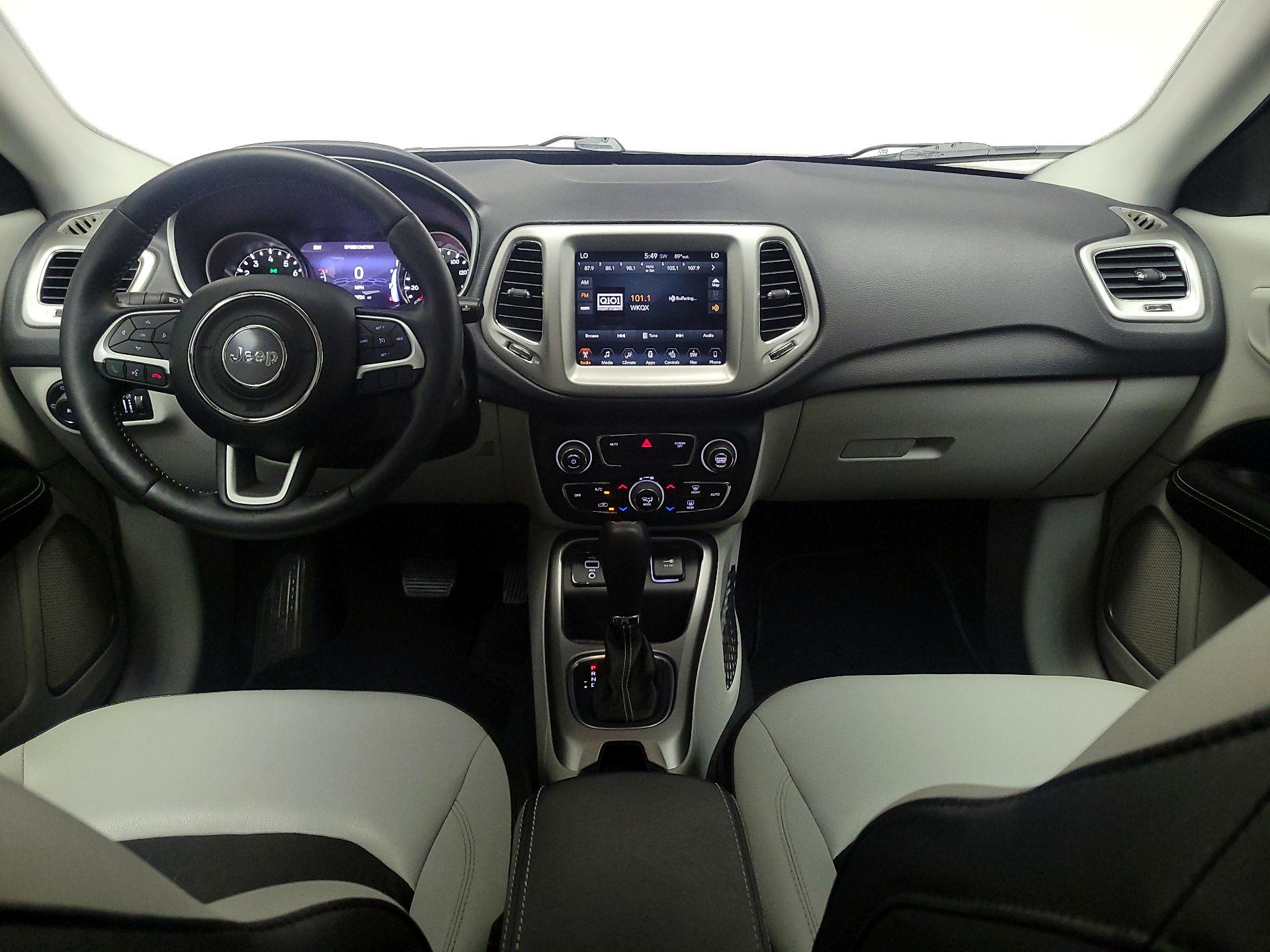 Thumbnail: 2018 Jeep Compass - 9