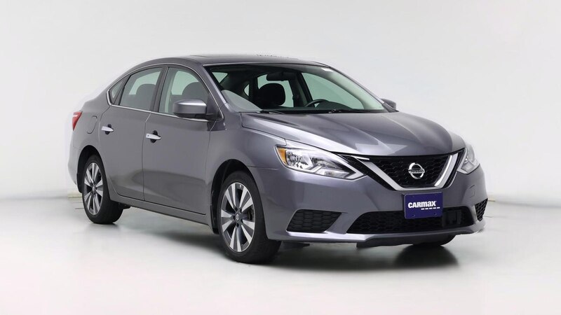 2019 Nissan Sentra SR Hero Image