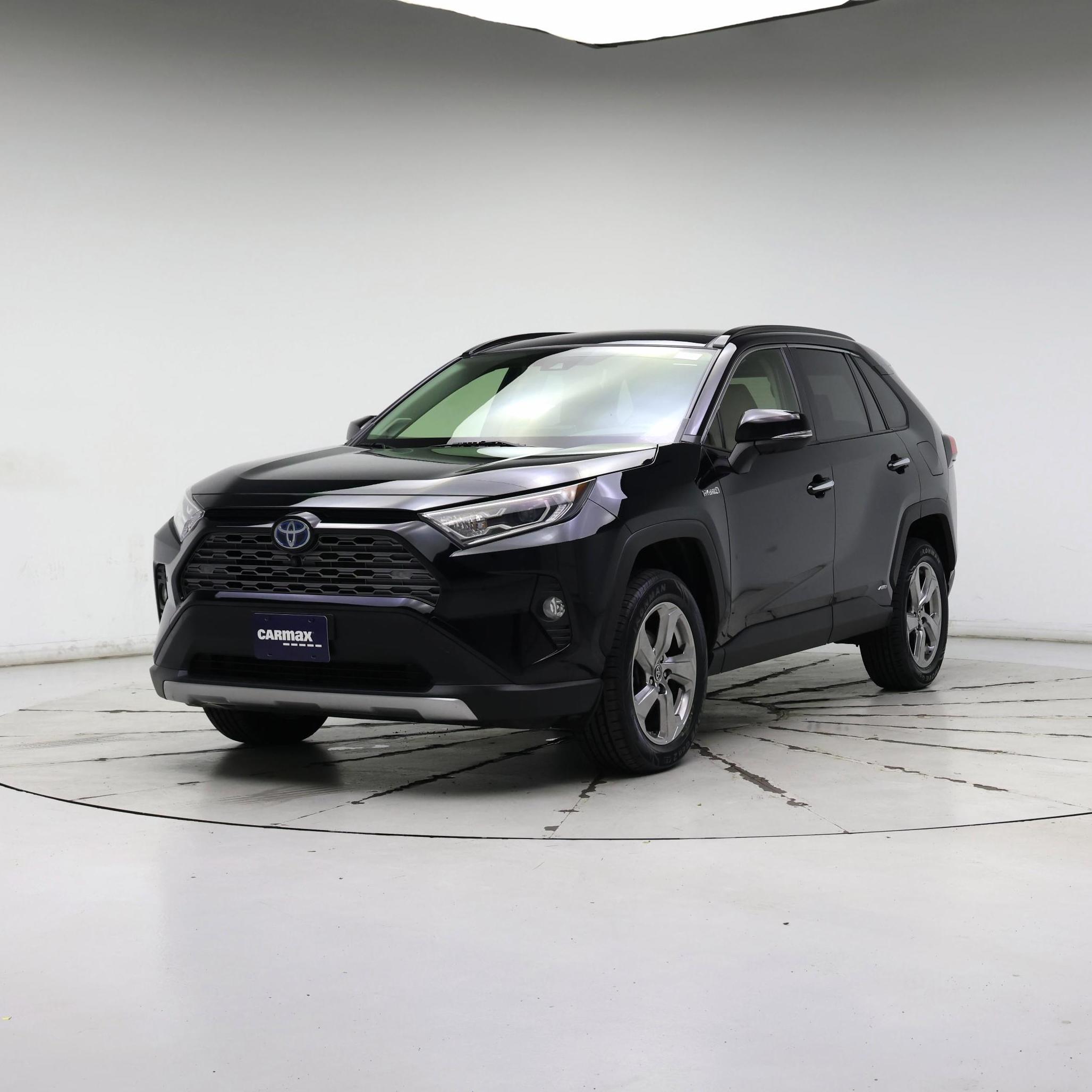 Thumbnail: 2019 Toyota RAV4 - 4
