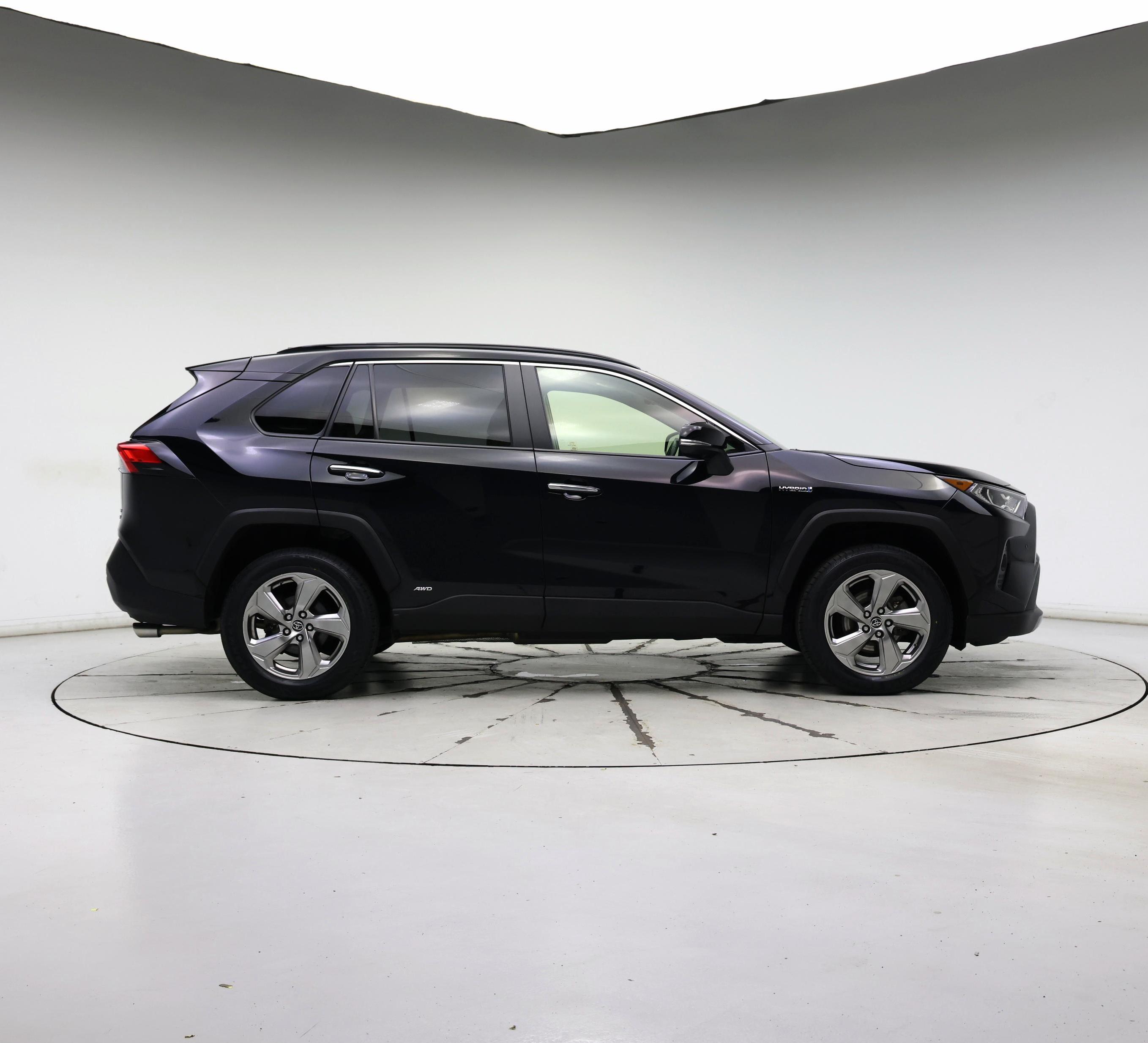 Thumbnail: 2019 Toyota RAV4 - 7