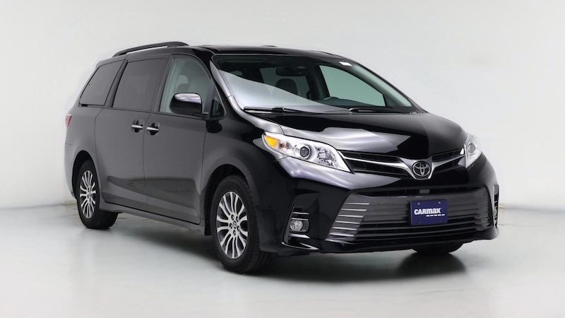 2018 Toyota Sienna XLE Hero Image