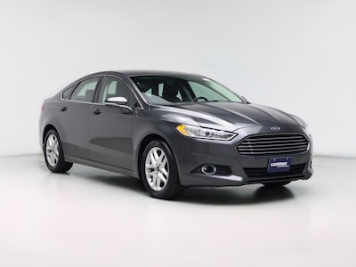 Gray 2016 Ford Fusion SE