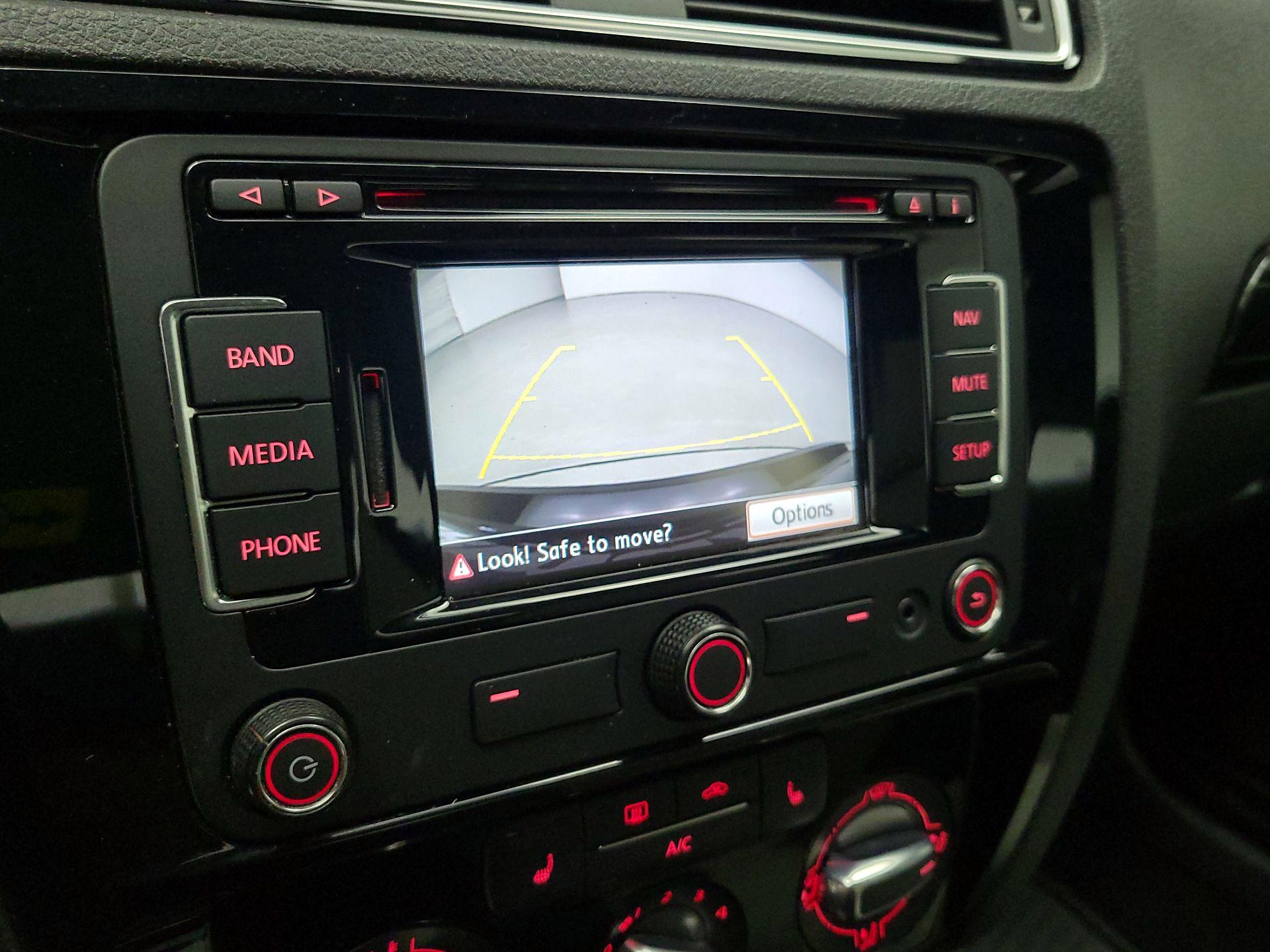Thumbnail: 2015 Volkswagen Jetta - 15