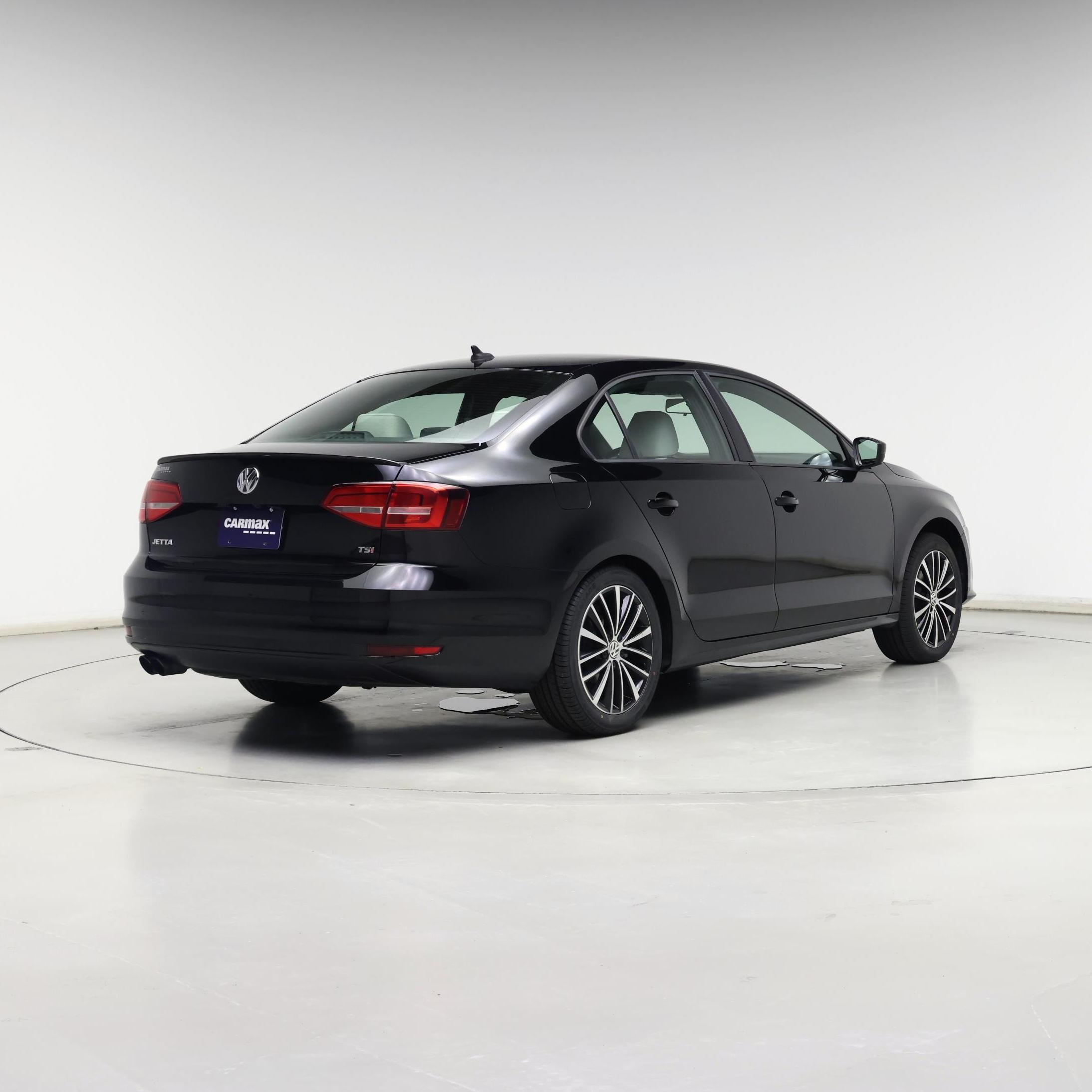 Thumbnail: 2015 Volkswagen Jetta - 8