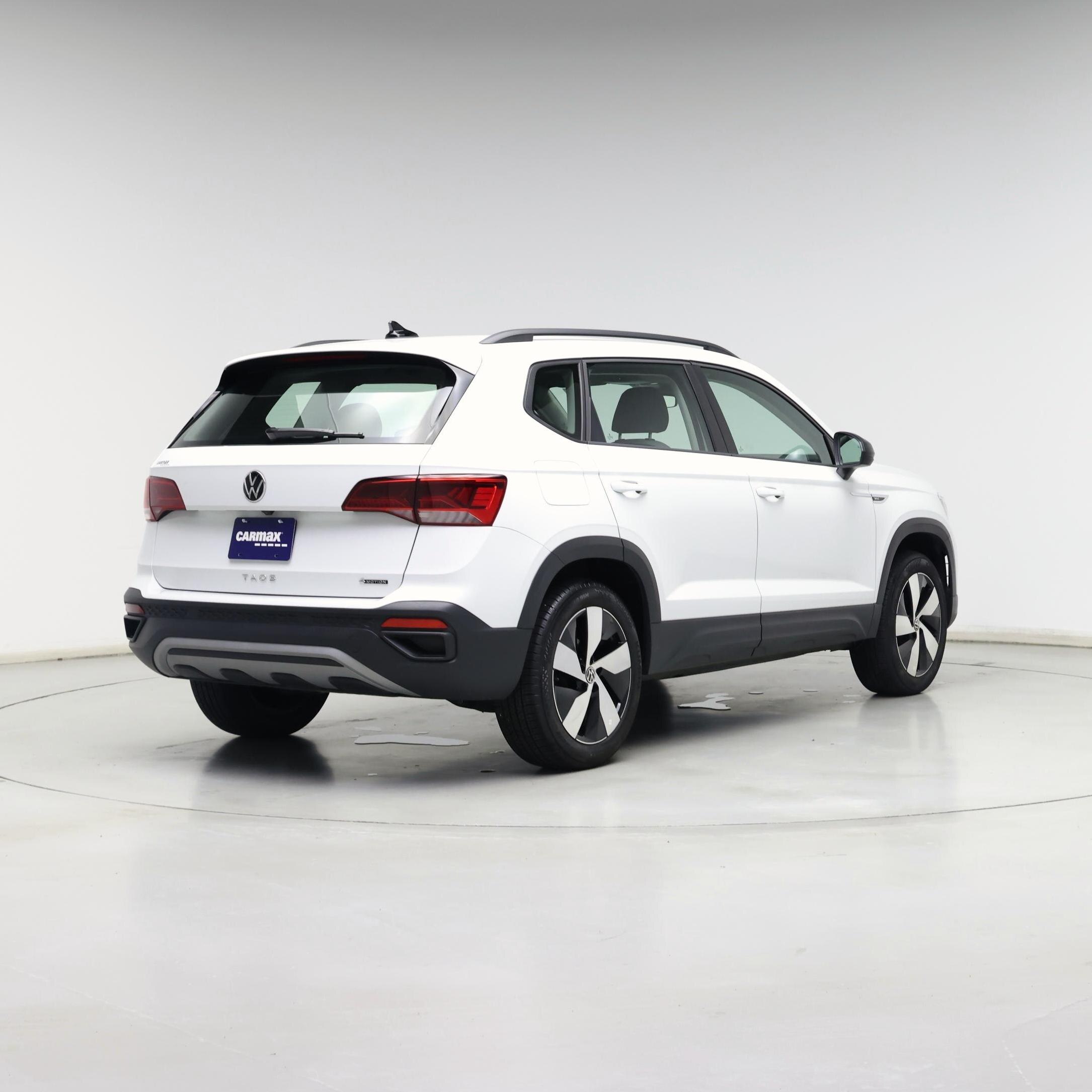 Thumbnail: 2024 Volkswagen Taos - 8