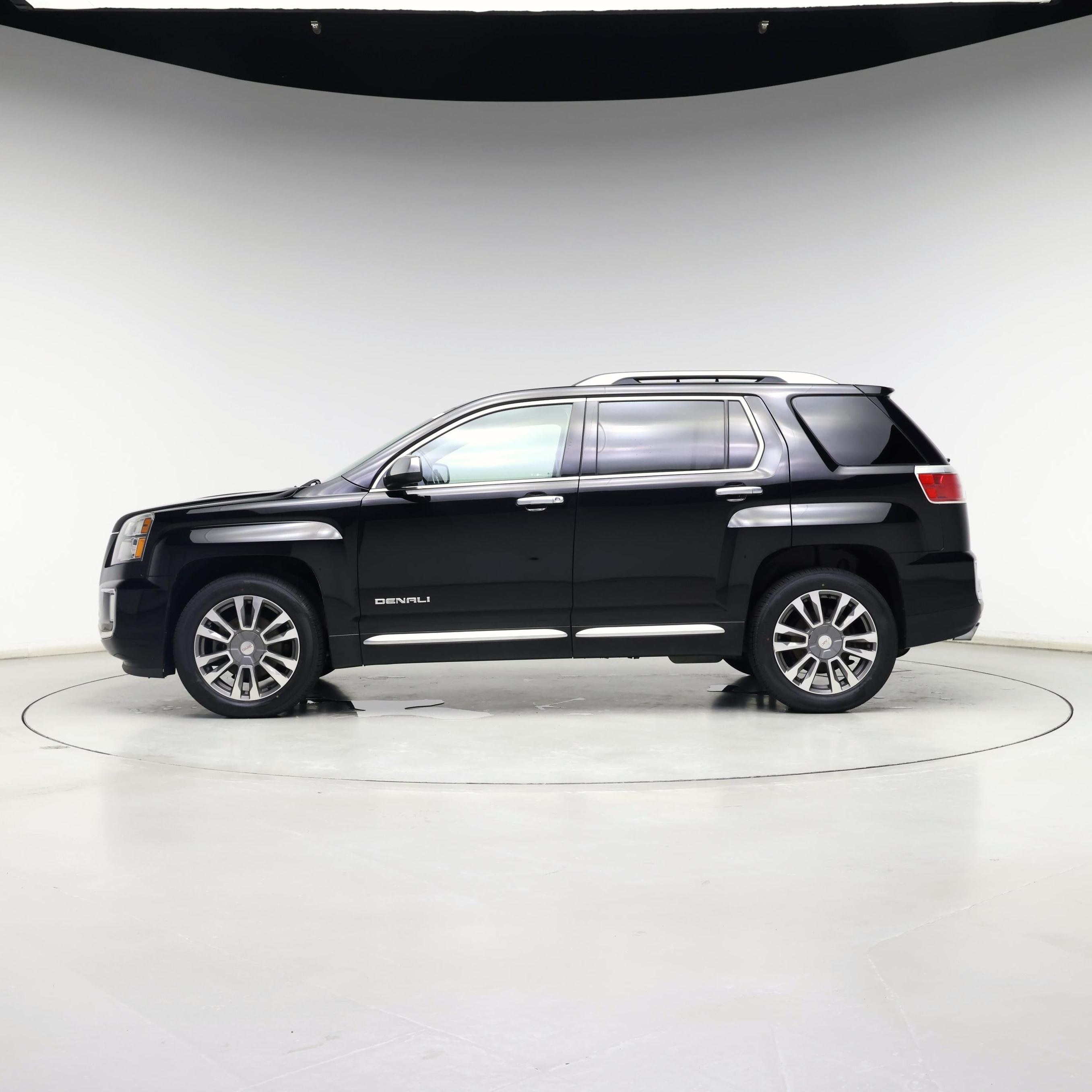 Thumbnail: 2017 GMC Terrain - 3
