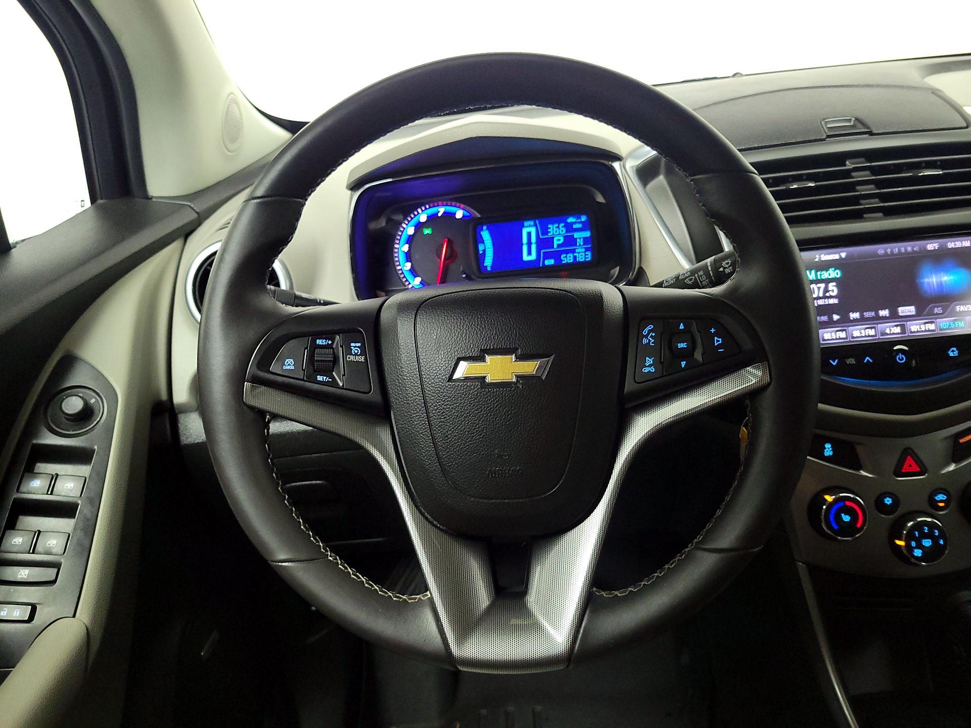 Thumbnail: 2015 Chevrolet Trax - 10