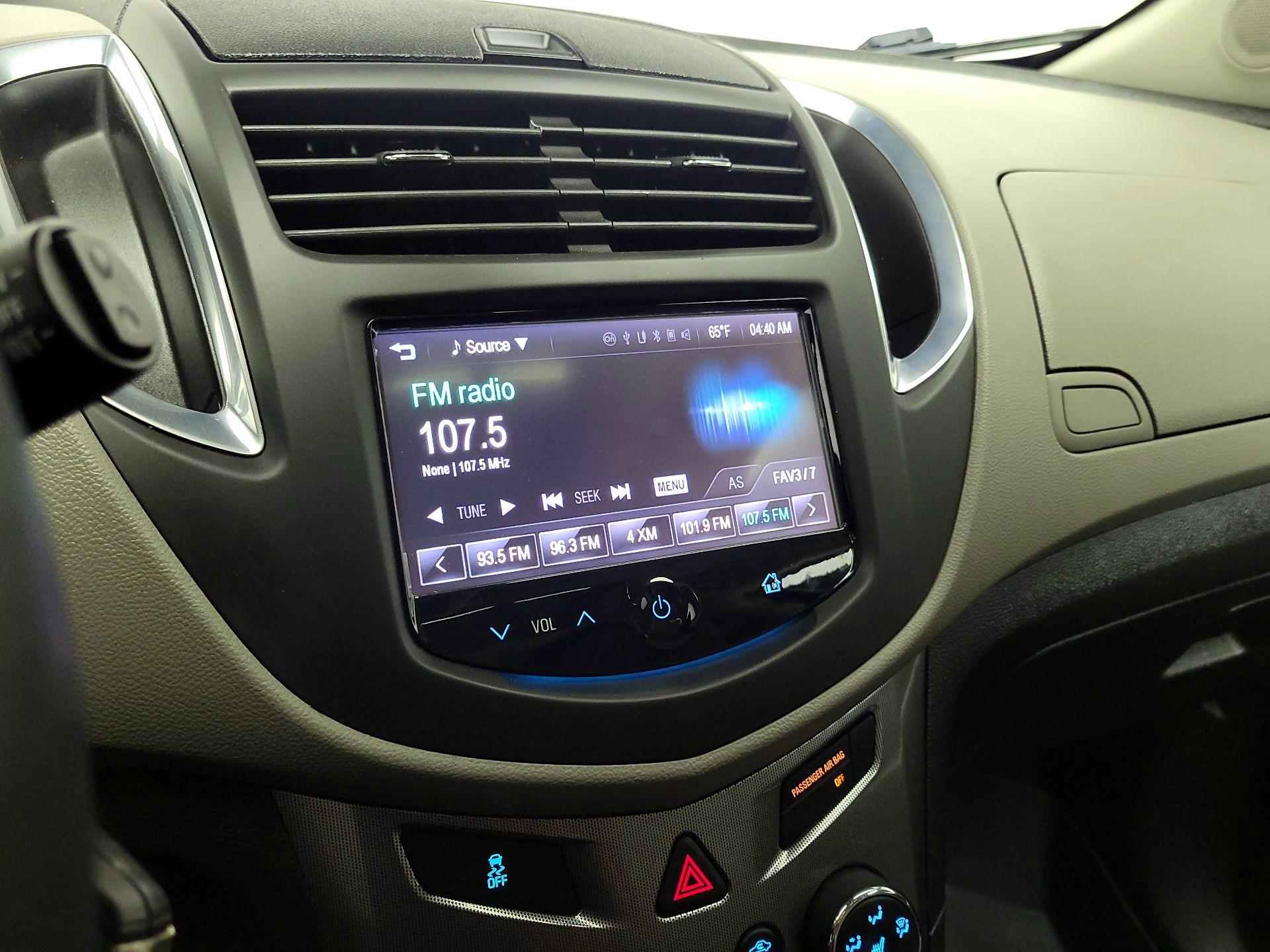Thumbnail: 2015 Chevrolet Trax - 15