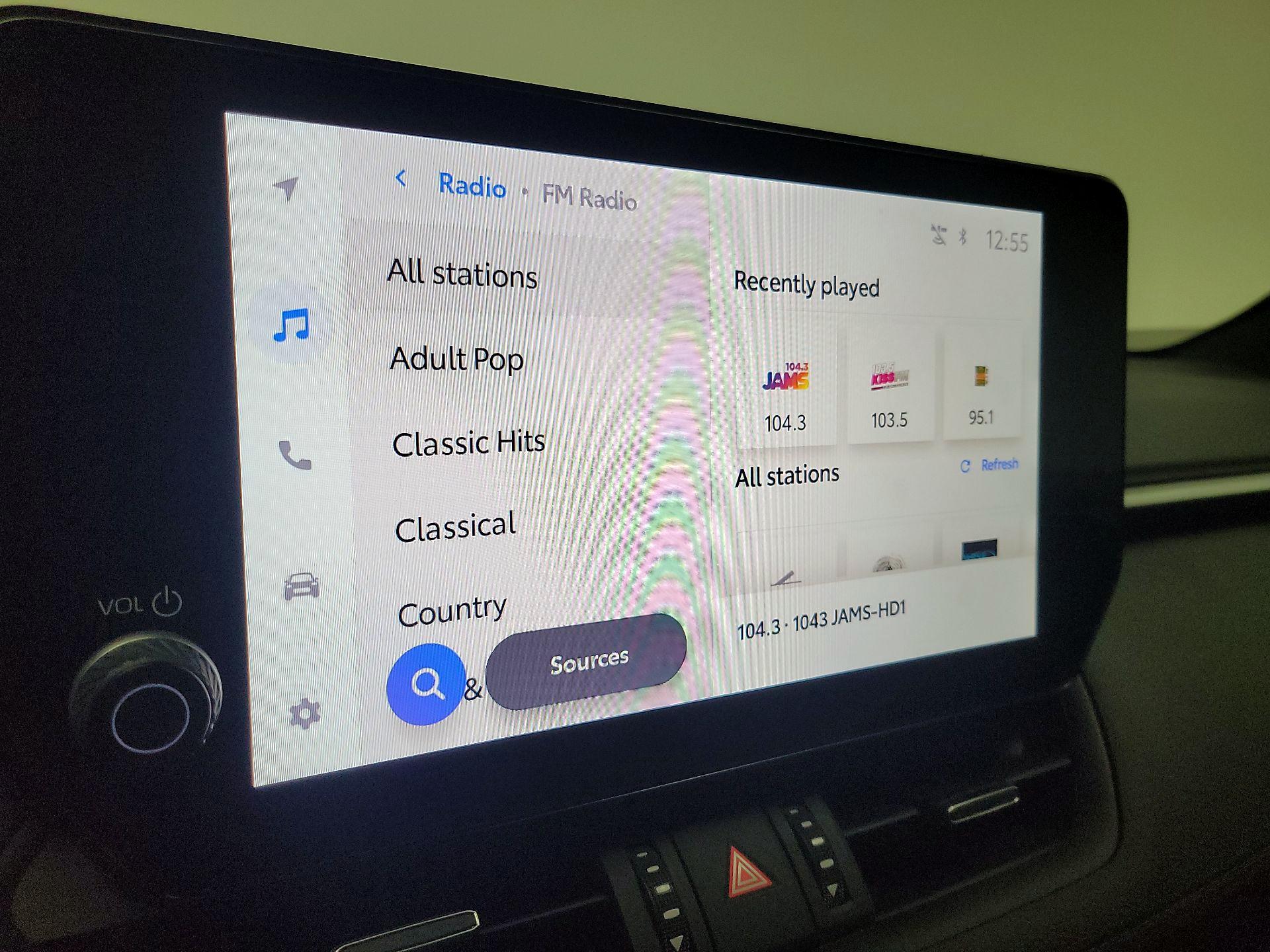 Thumbnail: 2023 Toyota RAV4 - 15