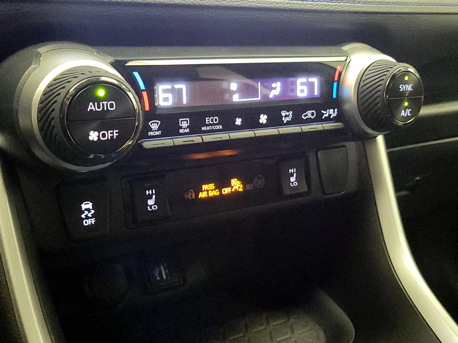 Thumbnail: 2023 Toyota RAV4 - 16