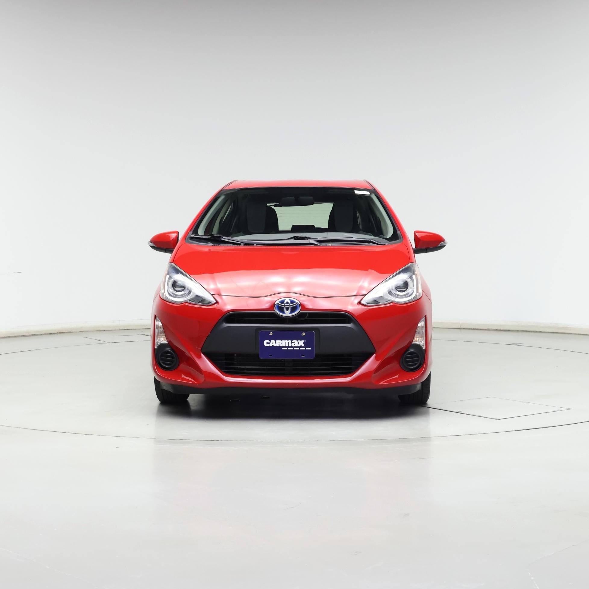 Thumbnail: 2015 Toyota Prius c - 5