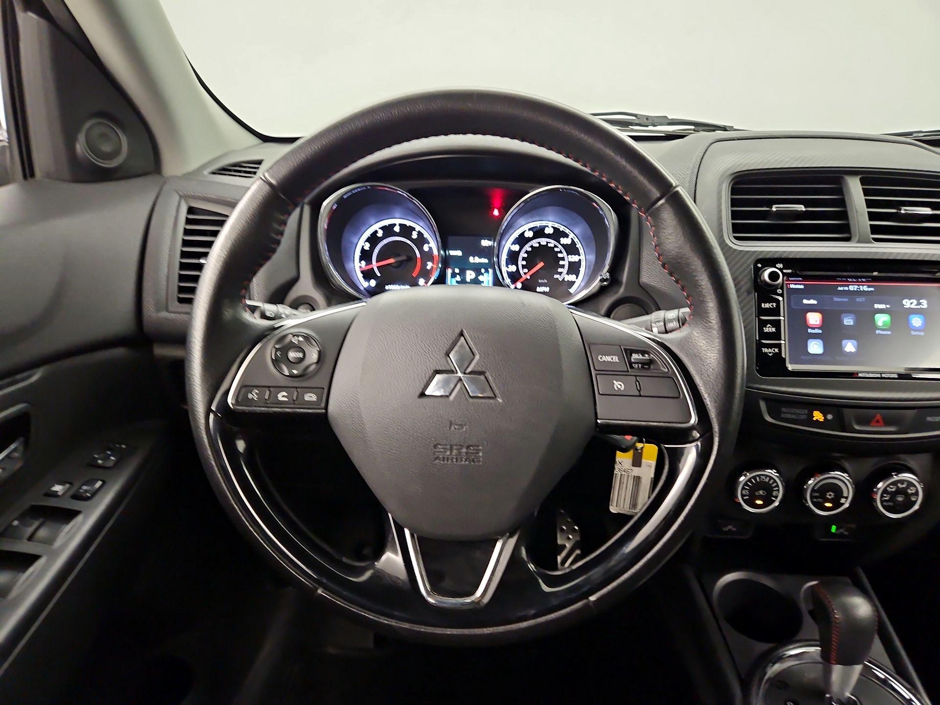 Thumbnail: 2017 Mitsubishi Outlander Sport - 10