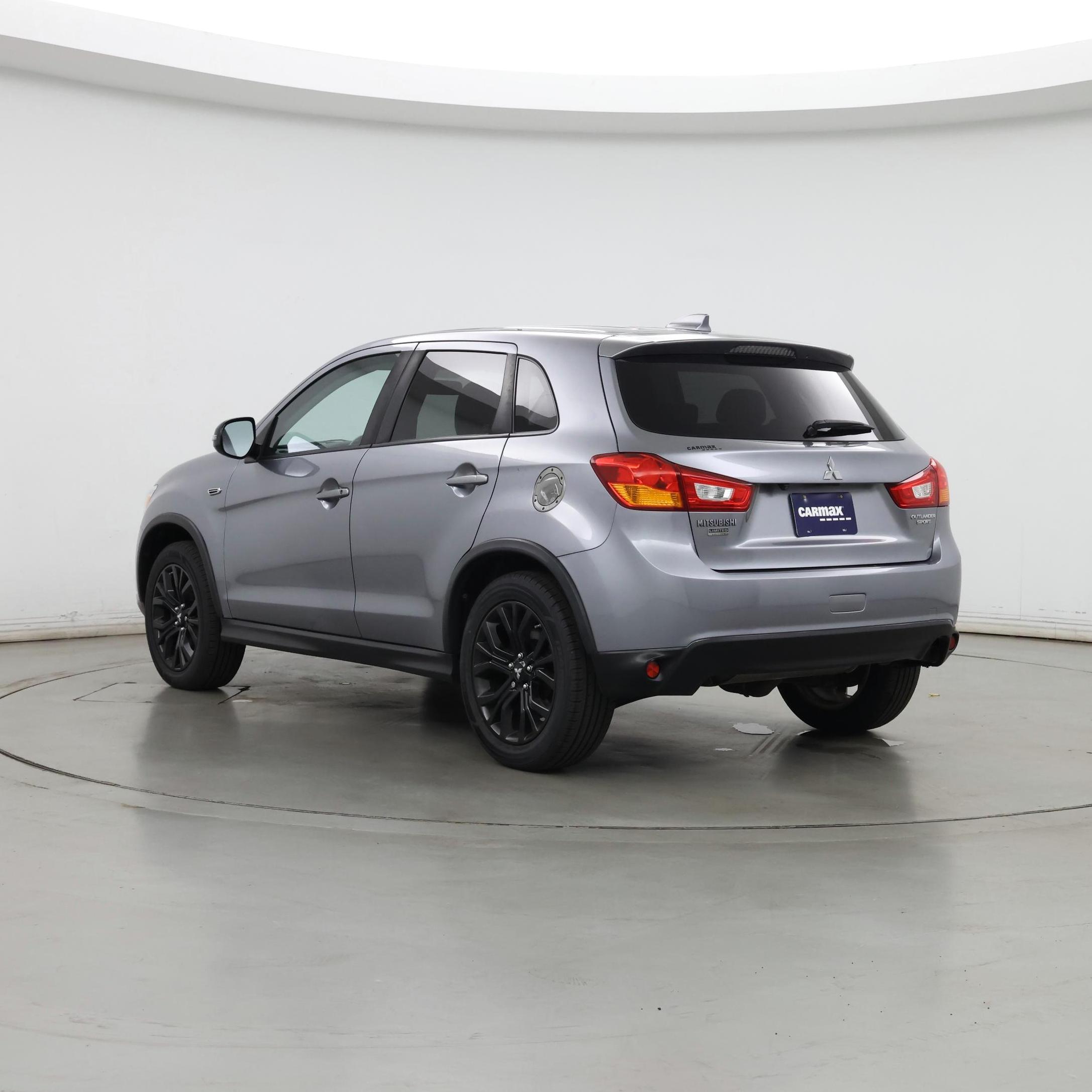 Thumbnail: 2017 Mitsubishi Outlander Sport - 2
