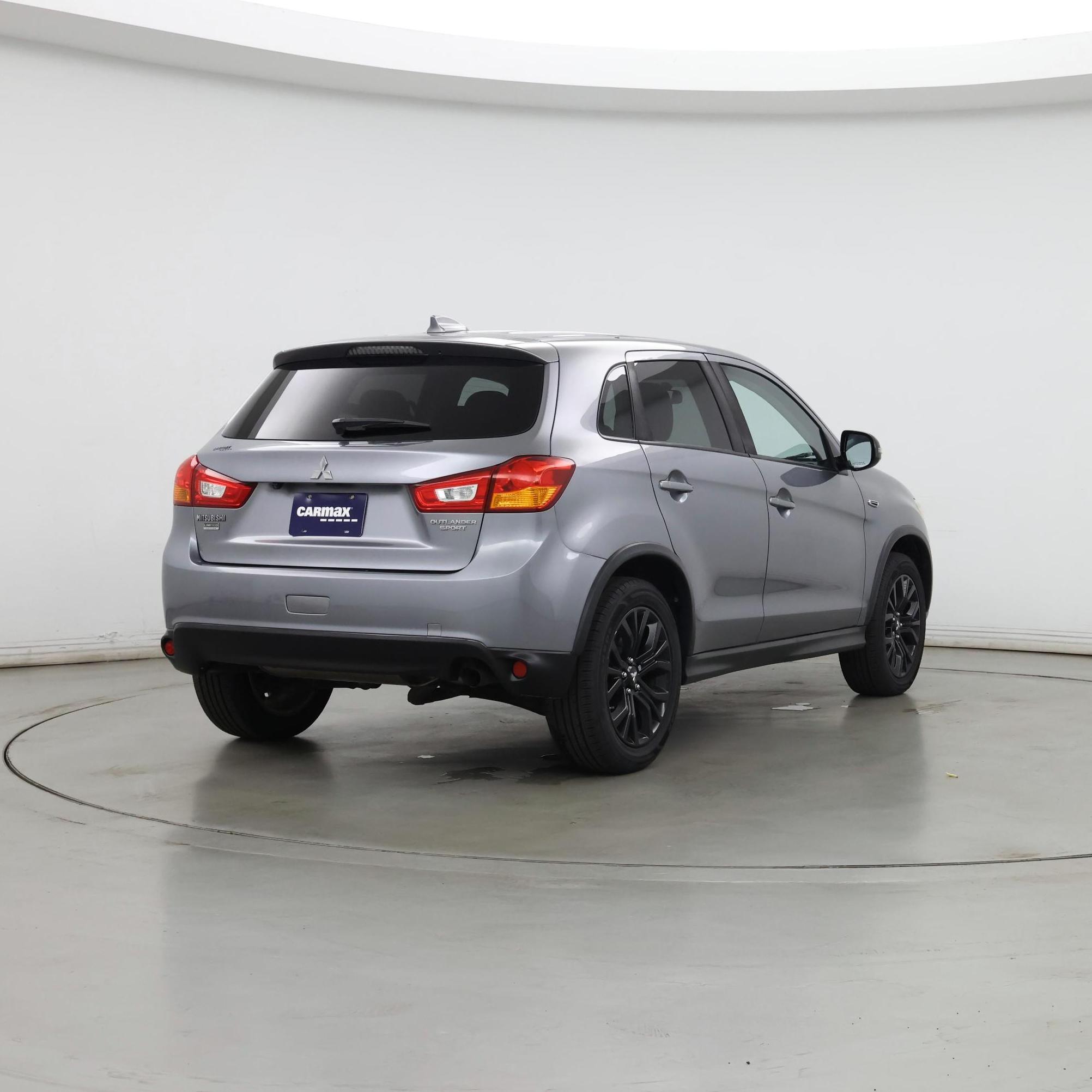 Thumbnail: 2017 Mitsubishi Outlander Sport - 8