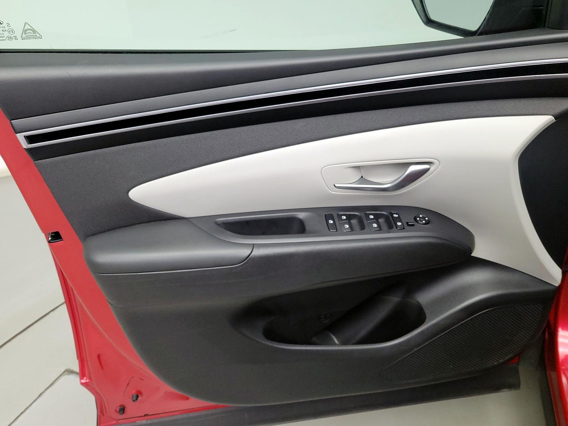 Thumbnail: 2023 Hyundai Tucson - 12