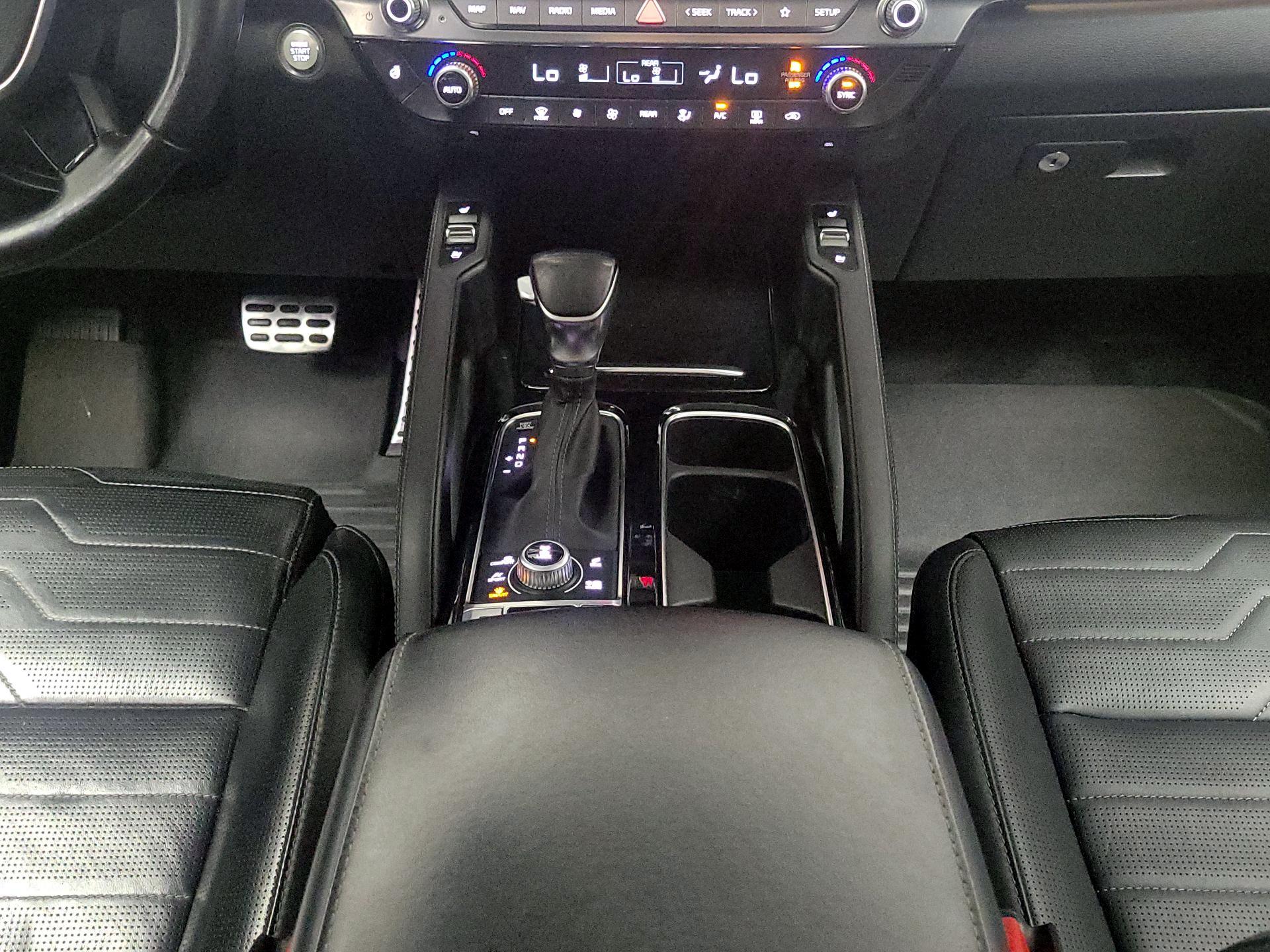 Thumbnail: 2022 Kia Telluride - 18