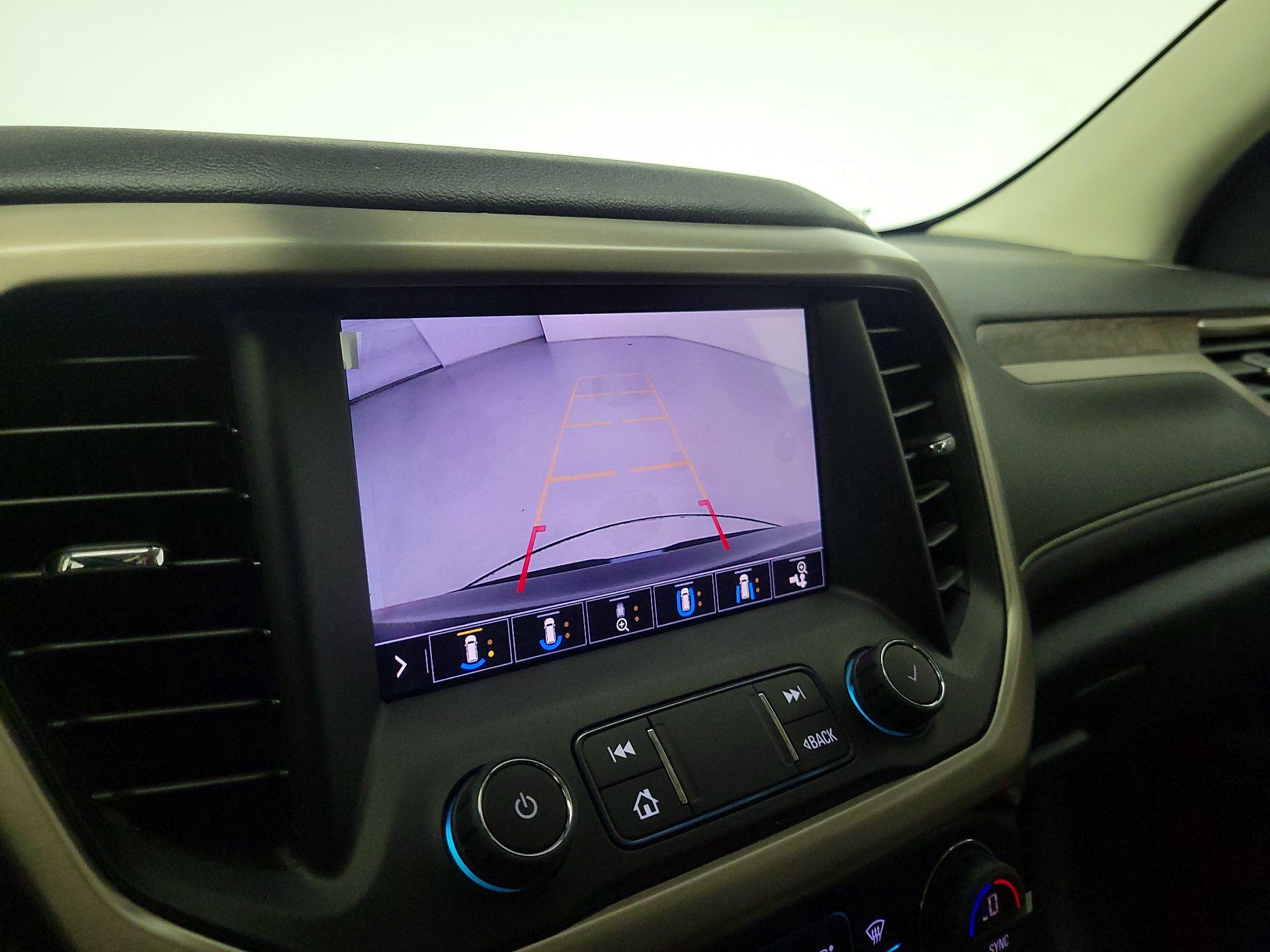 Thumbnail: 2020 GMC Acadia - 14