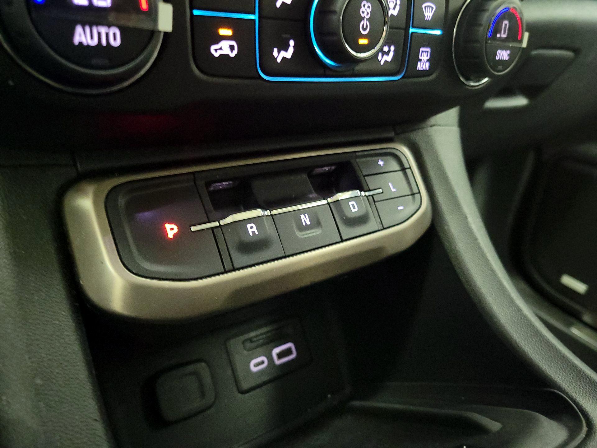 Thumbnail: 2020 GMC Acadia - 17