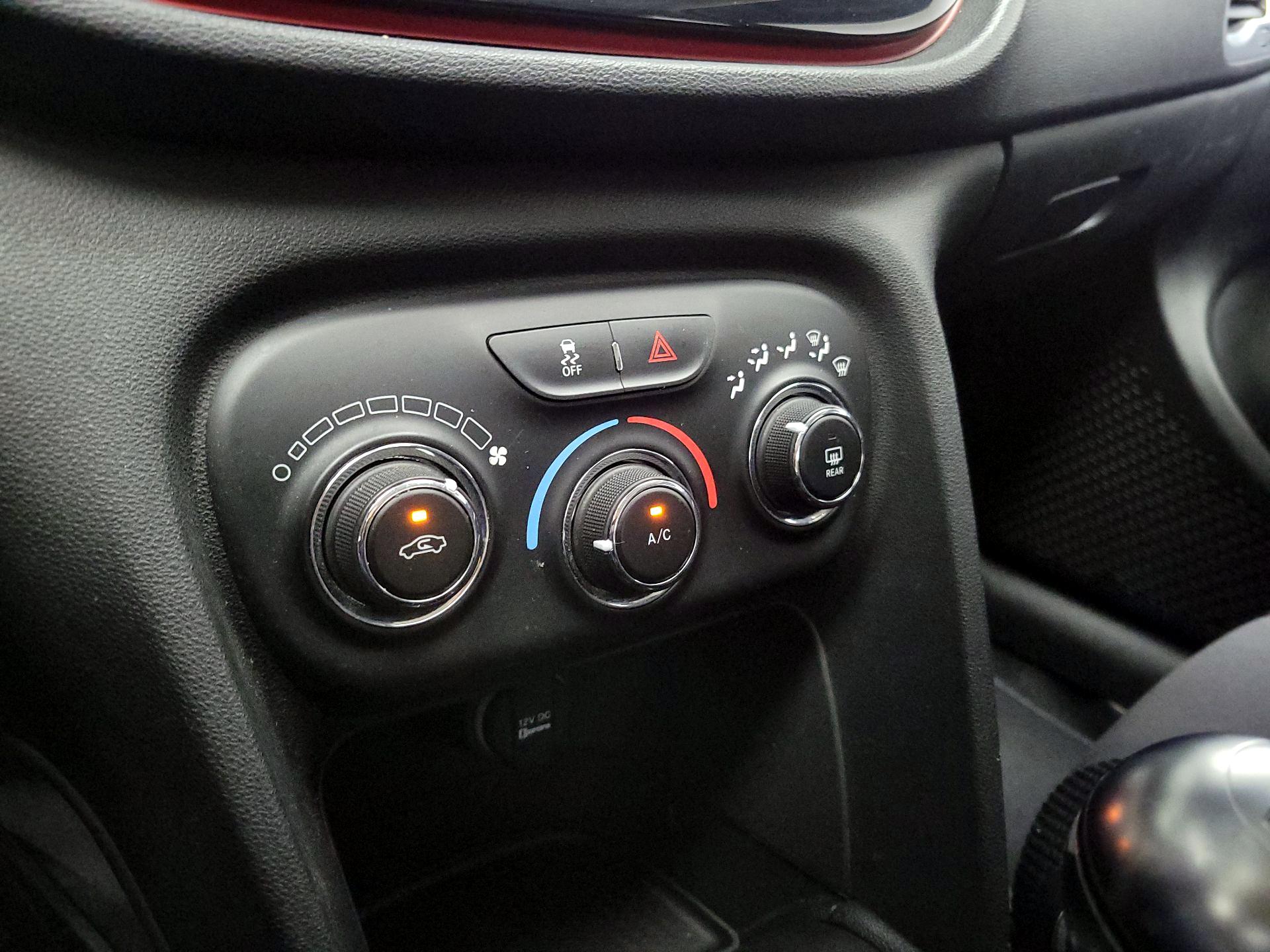 Thumbnail: 2015 Dodge Dart - 15