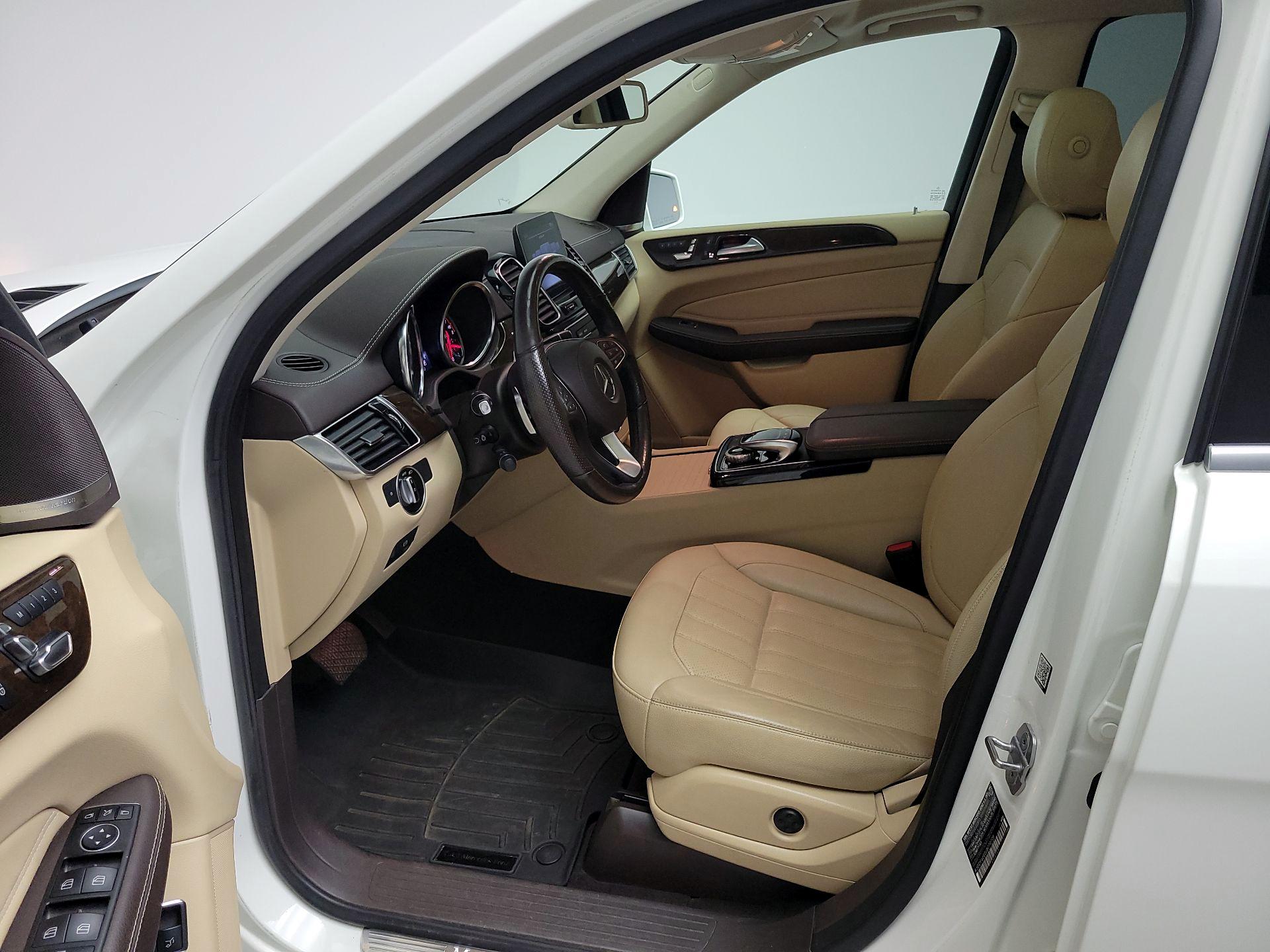 Thumbnail: 2018 Mercedes-Benz GLS - 11