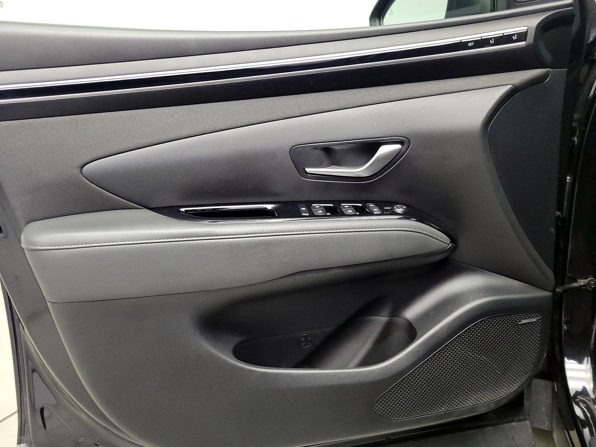 Thumbnail: 2022 Hyundai Tucson - 12