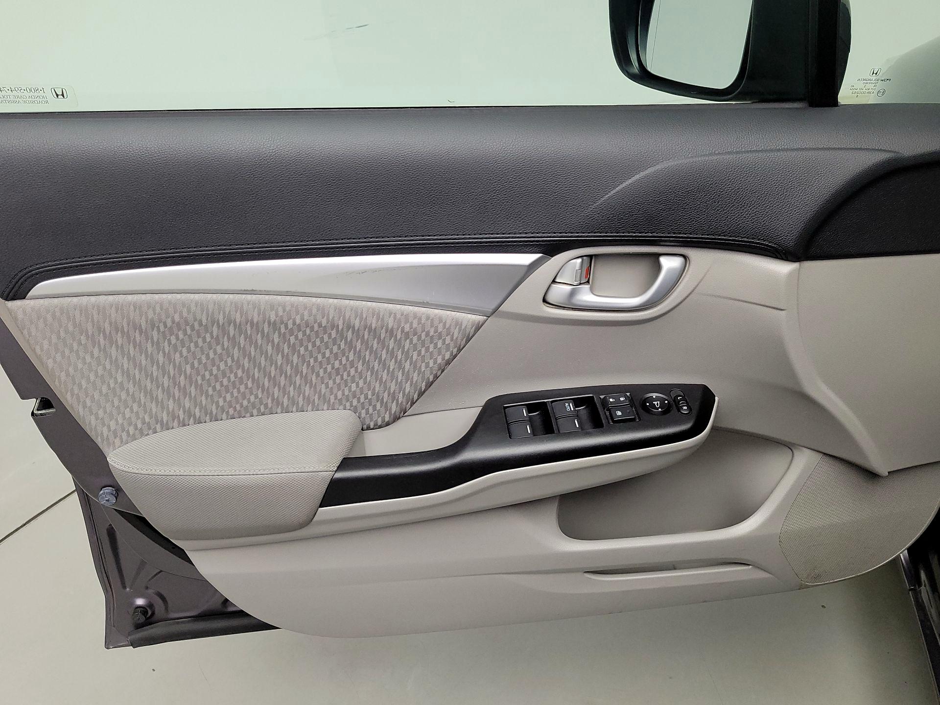 Thumbnail: 2015 Honda Civic - 12