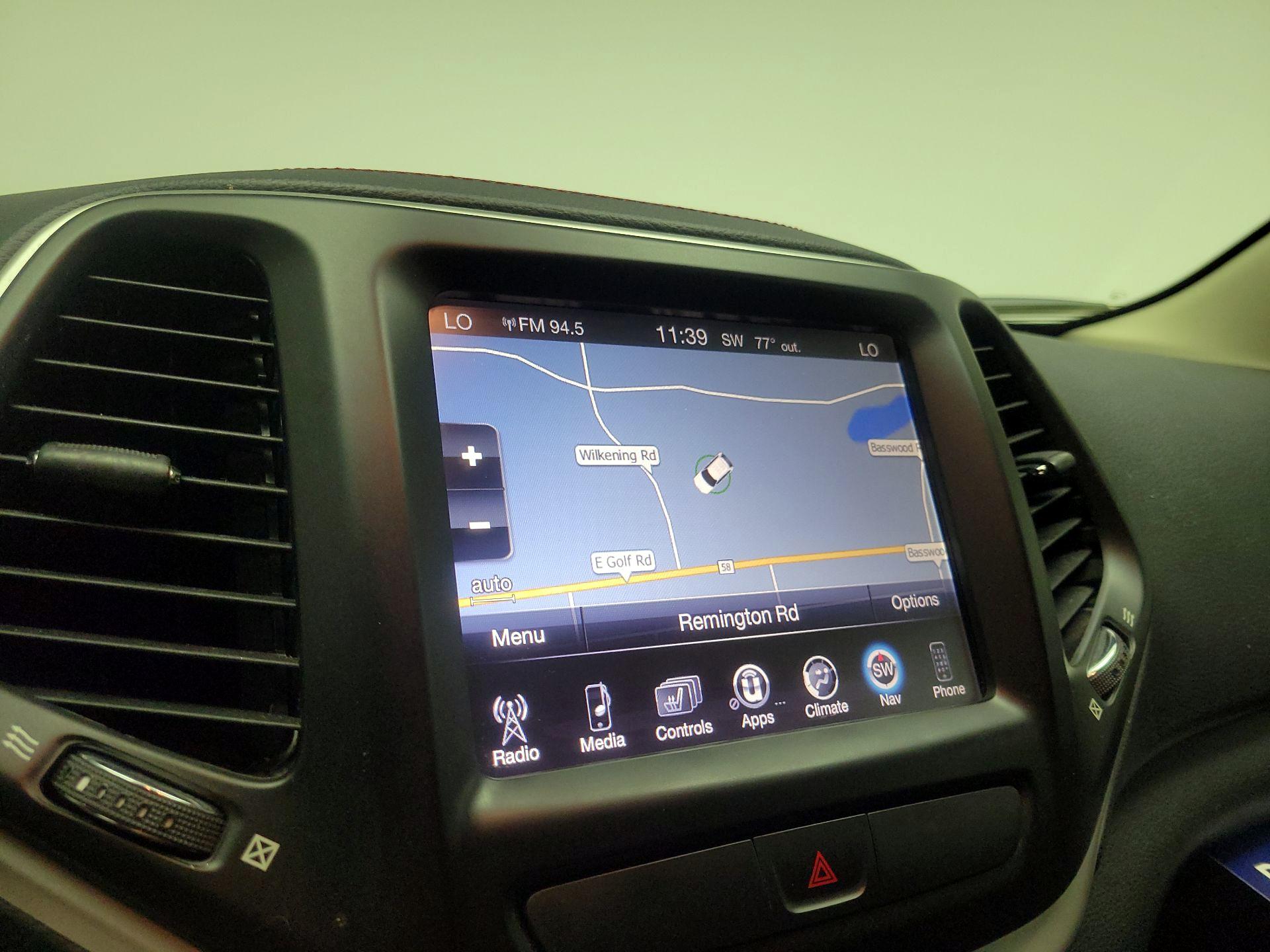Thumbnail: 2015 Jeep Cherokee - 14