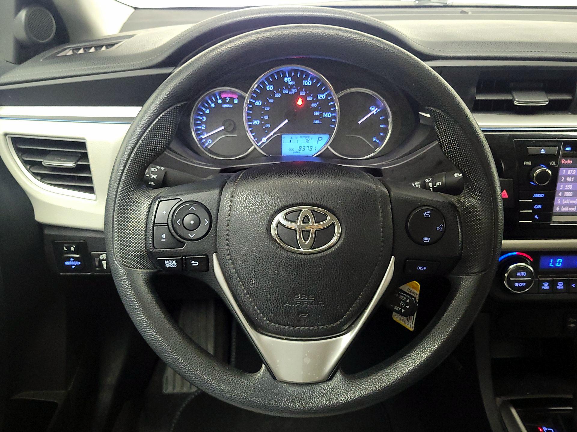 Thumbnail: 2015 Toyota Corolla - 10