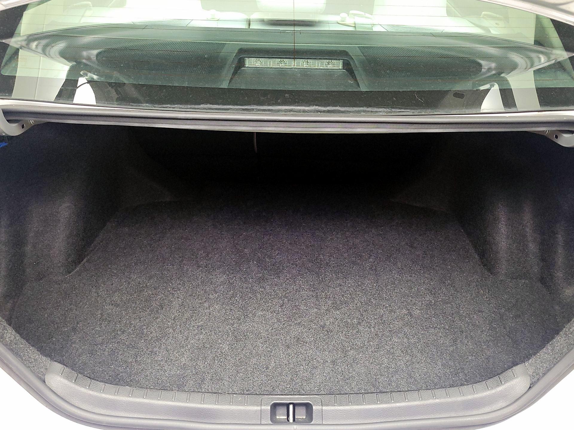Thumbnail: 2015 Toyota Corolla - 20