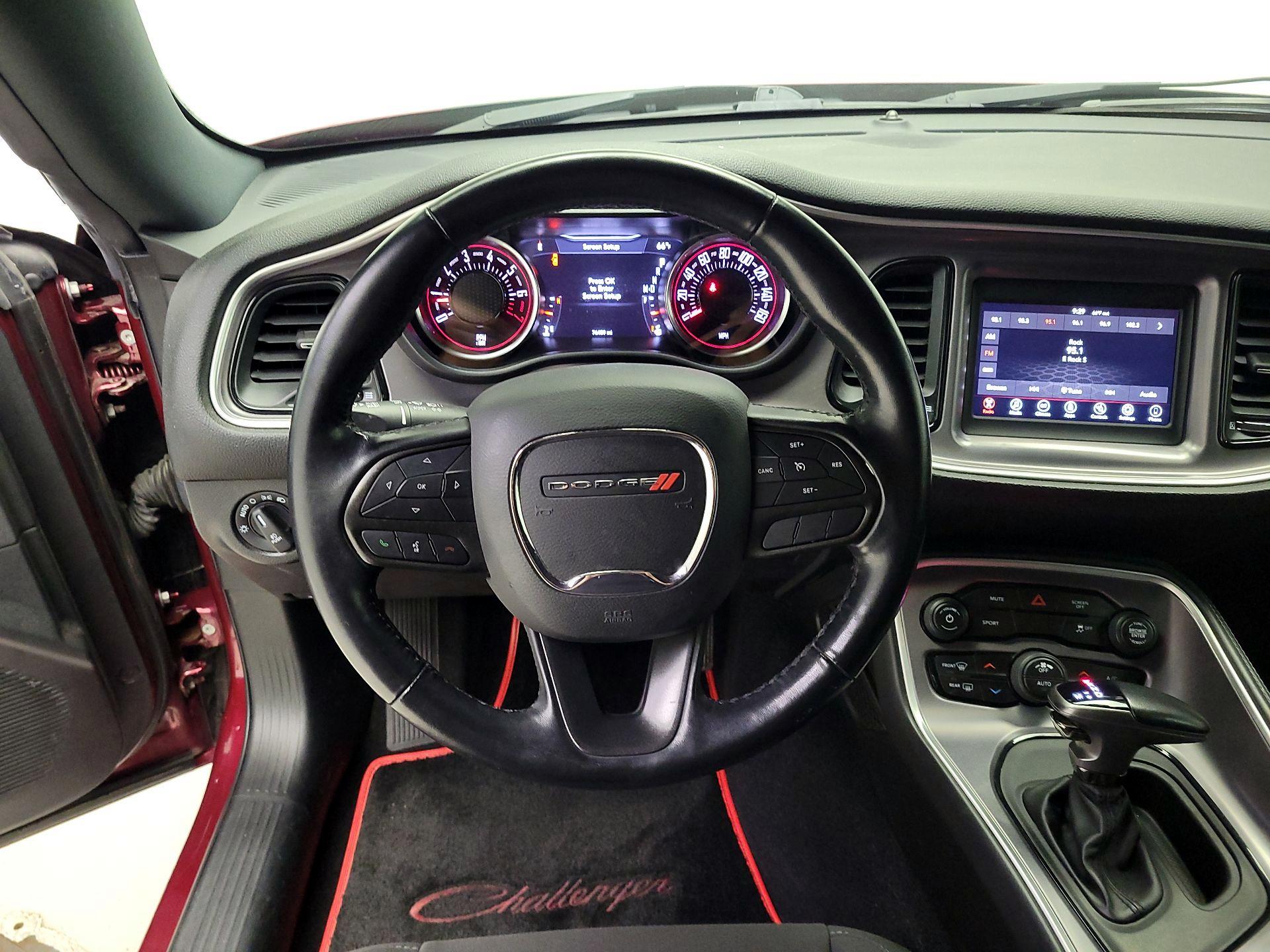 Thumbnail: 2020 Dodge Challenger - 10